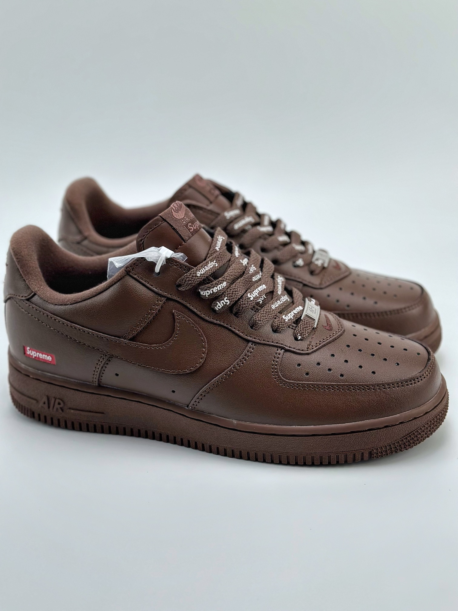 200 Nike Air Force 1 Low 07 x Supreme ”Baroque Brown” CU9225-101