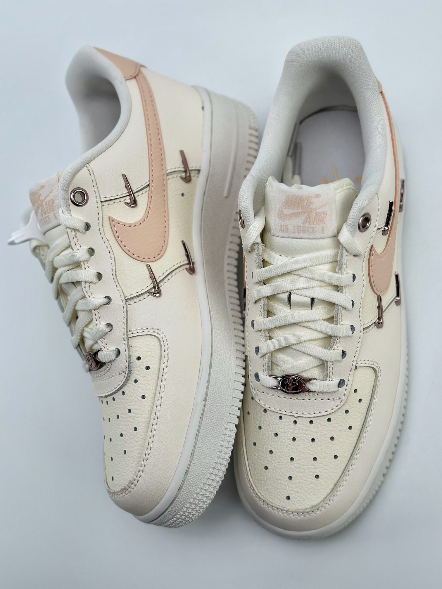 200 Nike Air Force 1 Low 07 白粉四勾 FV8110-181