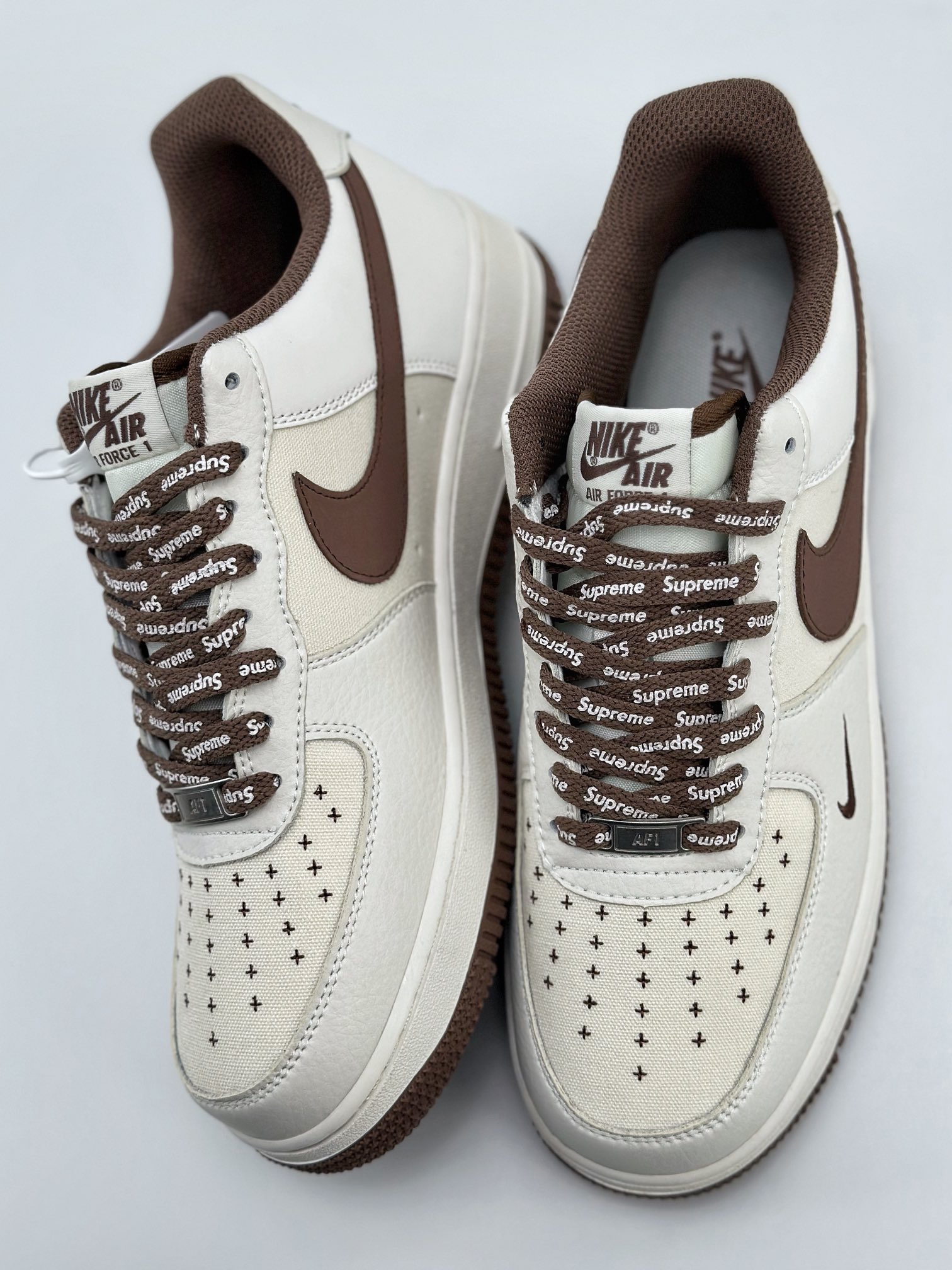 240 Nike Air Force 1 Low 07 TS x Supreme 三方联名白褐 PF9055-755