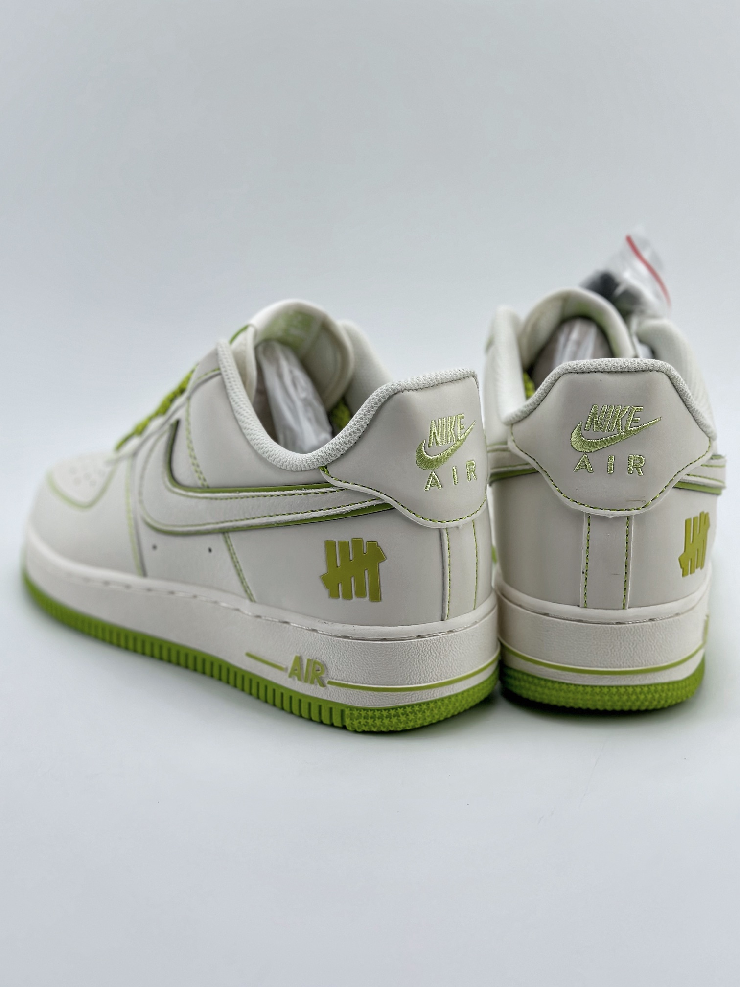 240 Nike Air Force 1 Low 07 Undefeated 白草绿 UN3699-088