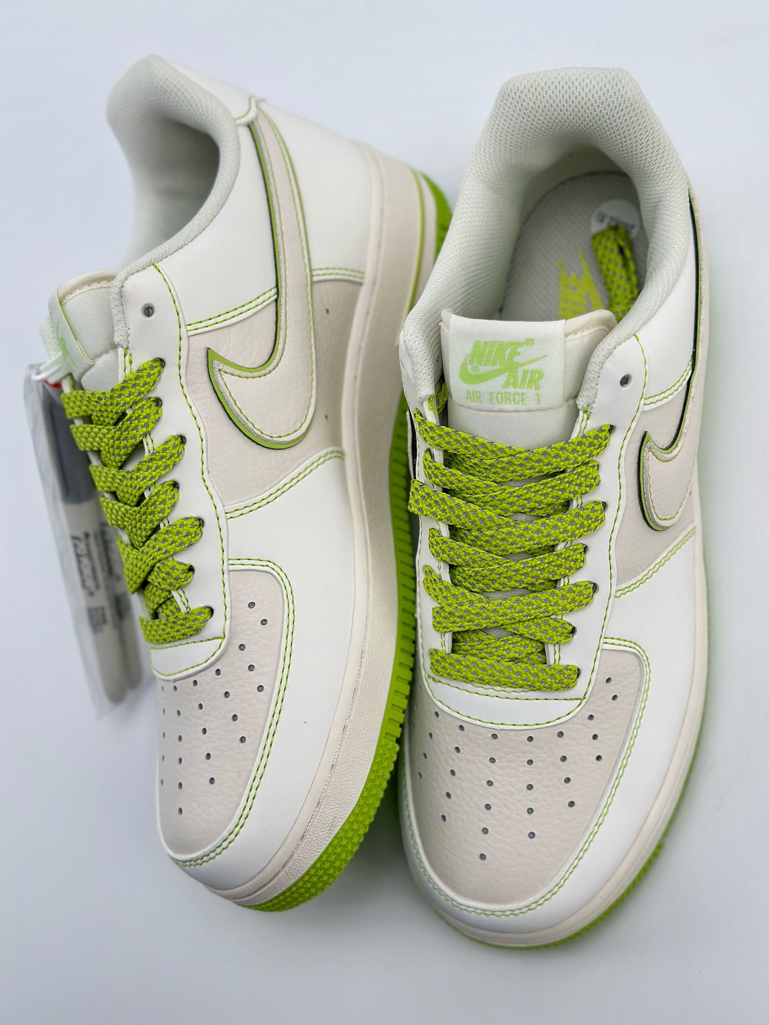 240 Nike Air Force 1 Low 07 Undefeated 白草绿 UN3699-088