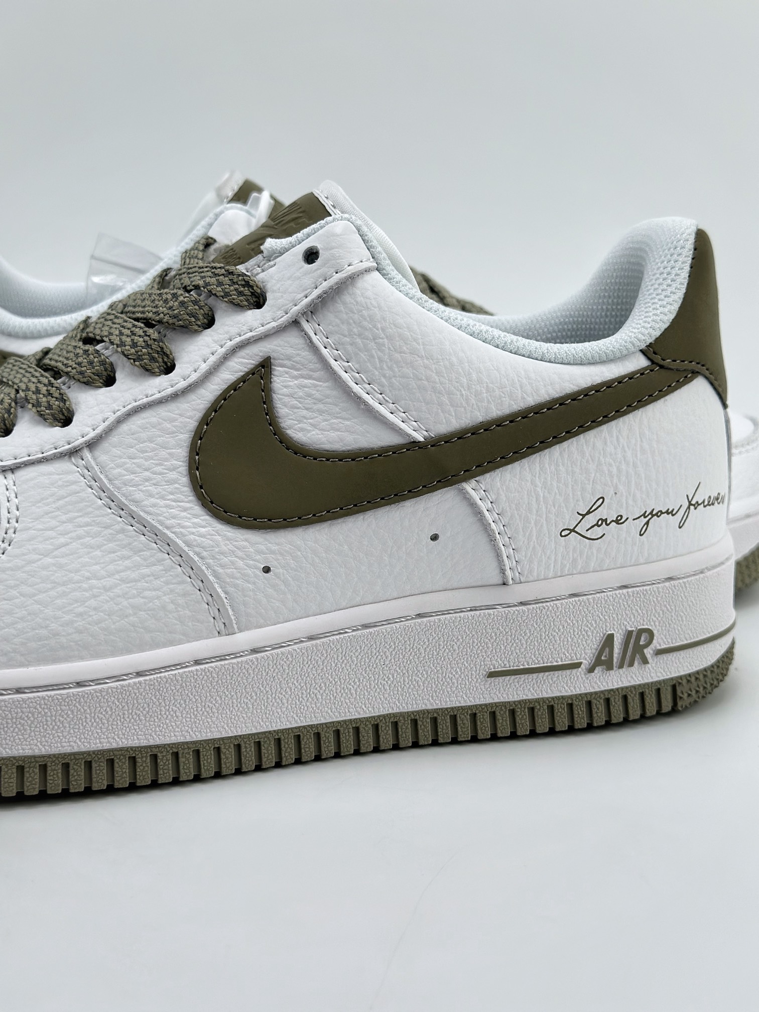 240 Nike Air Force 1 Low 07 签名白军绿满天星 LO1718-062