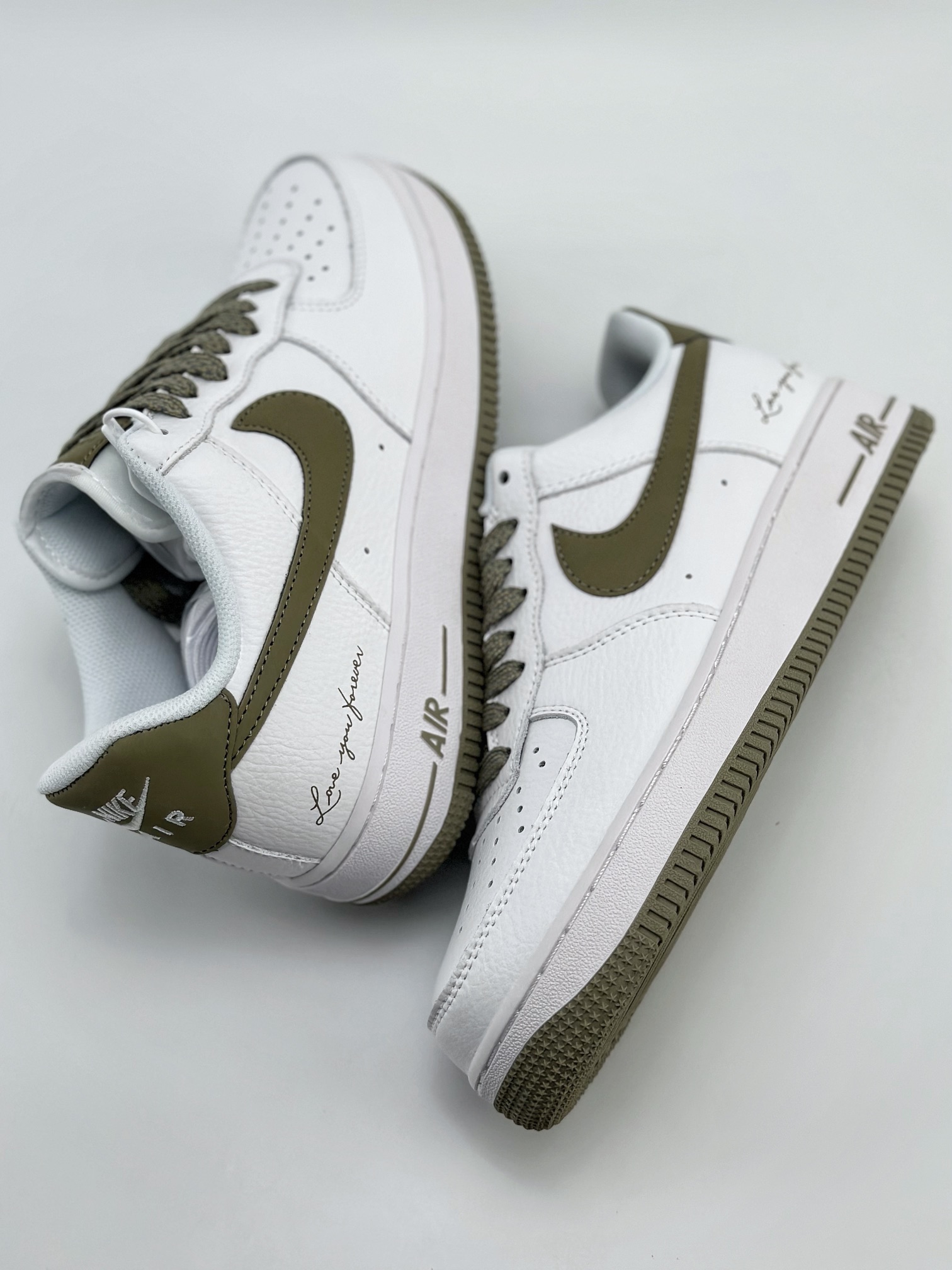 240 Nike Air Force 1 Low 07 签名白军绿满天星 LO1718-062