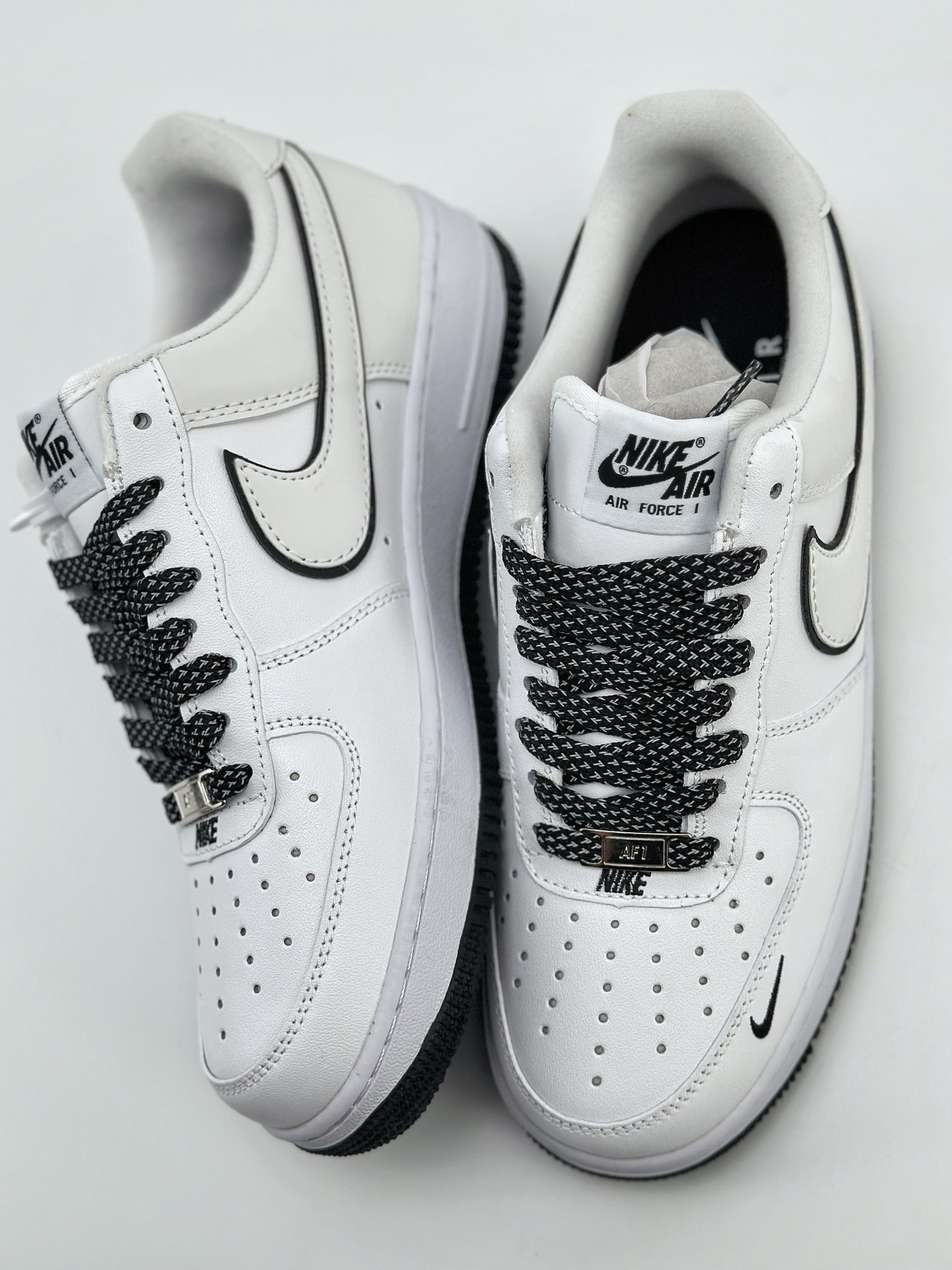 220 Nike Air Force 1 Low 07 白黑满天星 YZ8115-003