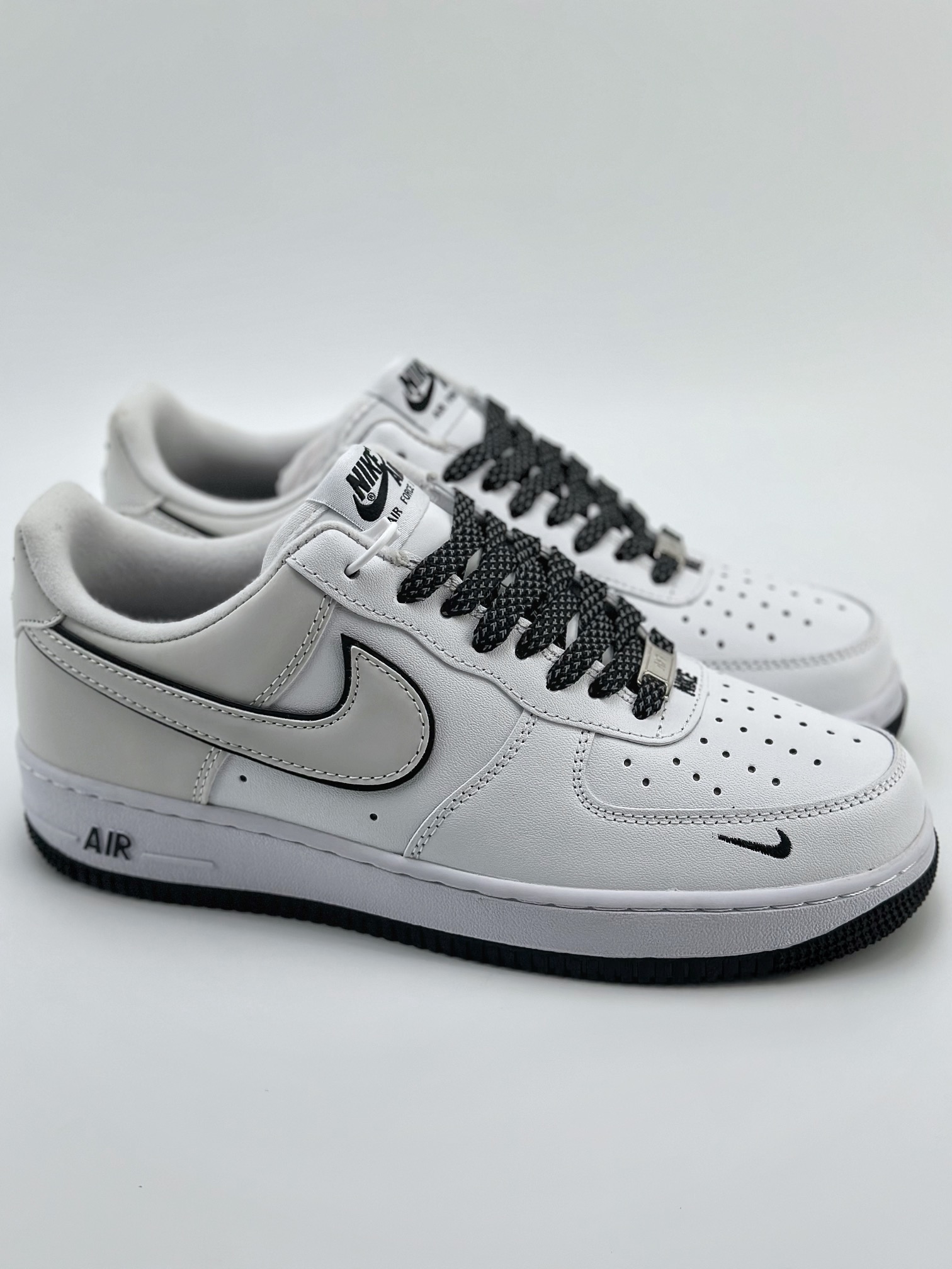 220 Nike Air Force 1 Low 07 白黑满天星 YZ8115-003