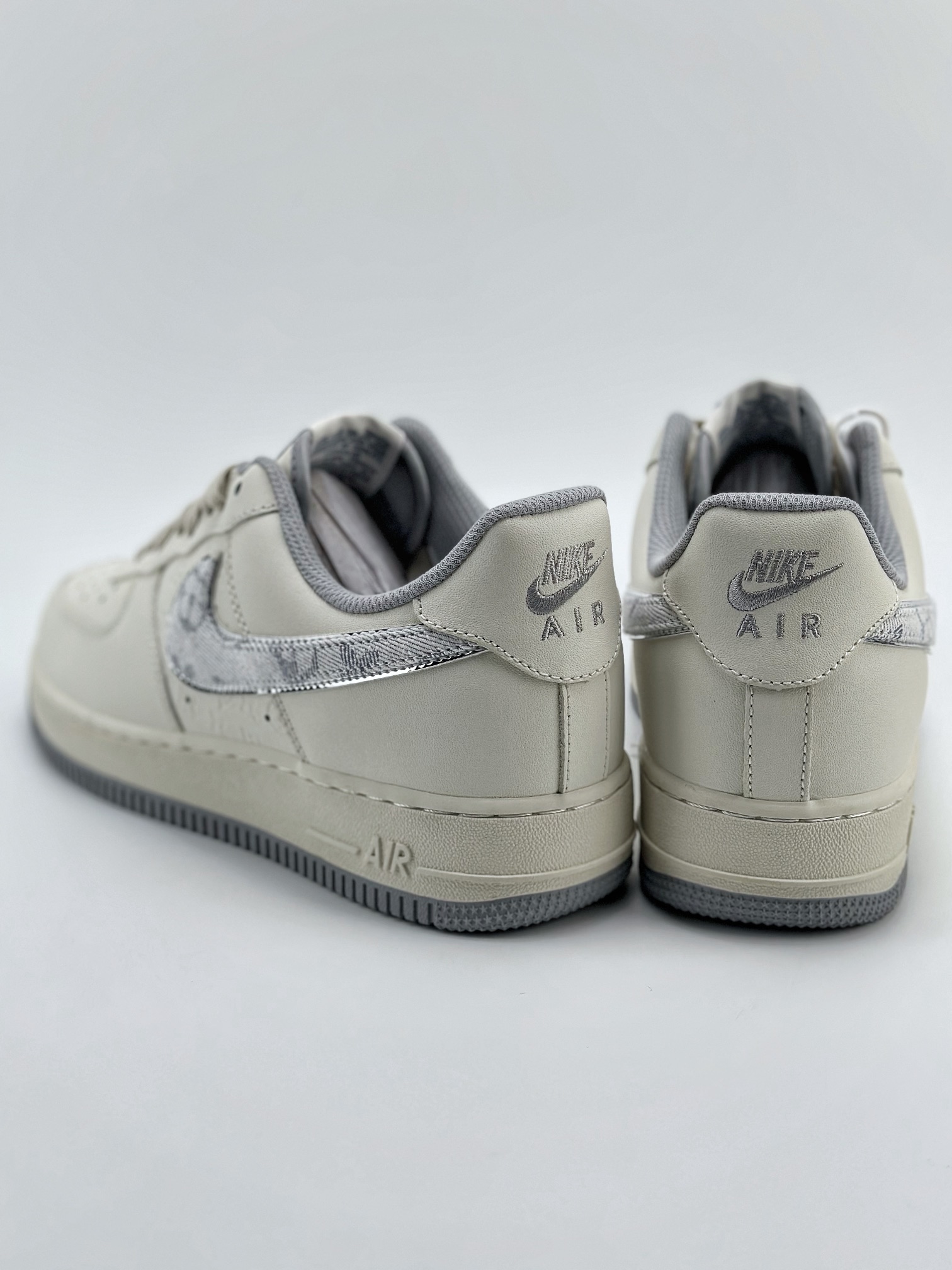 220 Nike Air Force 1 Low 07 x Louis Vuitton 白灰LV老花 LV0506-022