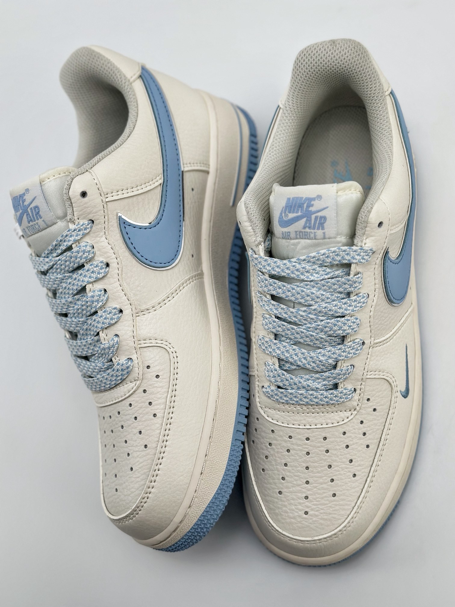 220 Nike Air Force 1 Low 07 字母白蓝