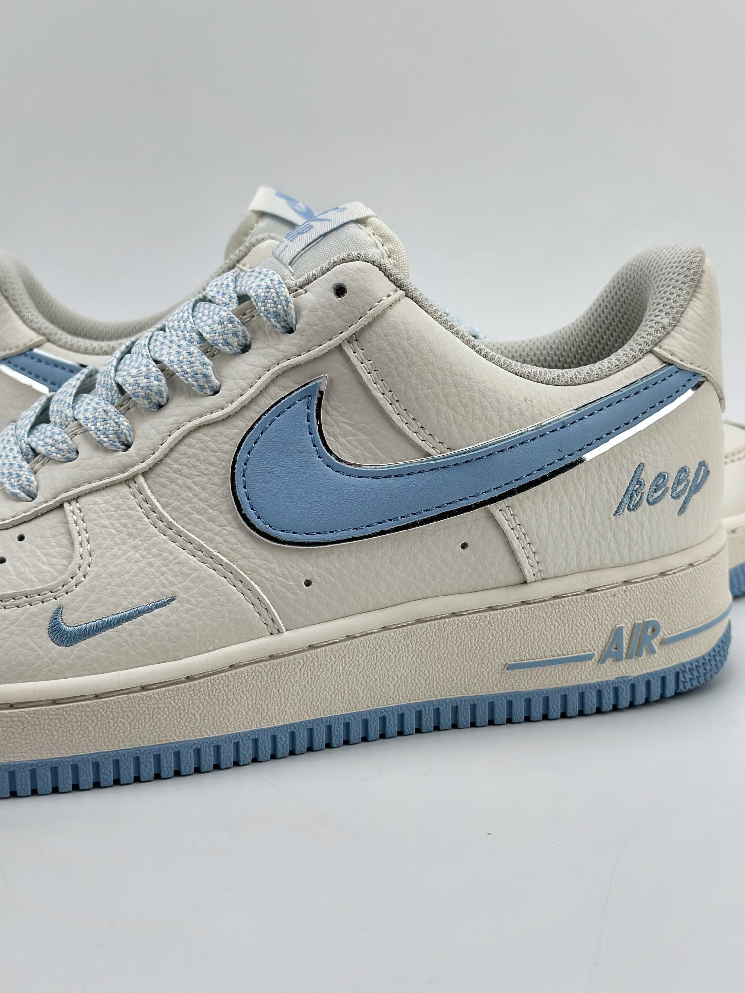 220 Nike Air Force 1 Low 07 字母白蓝