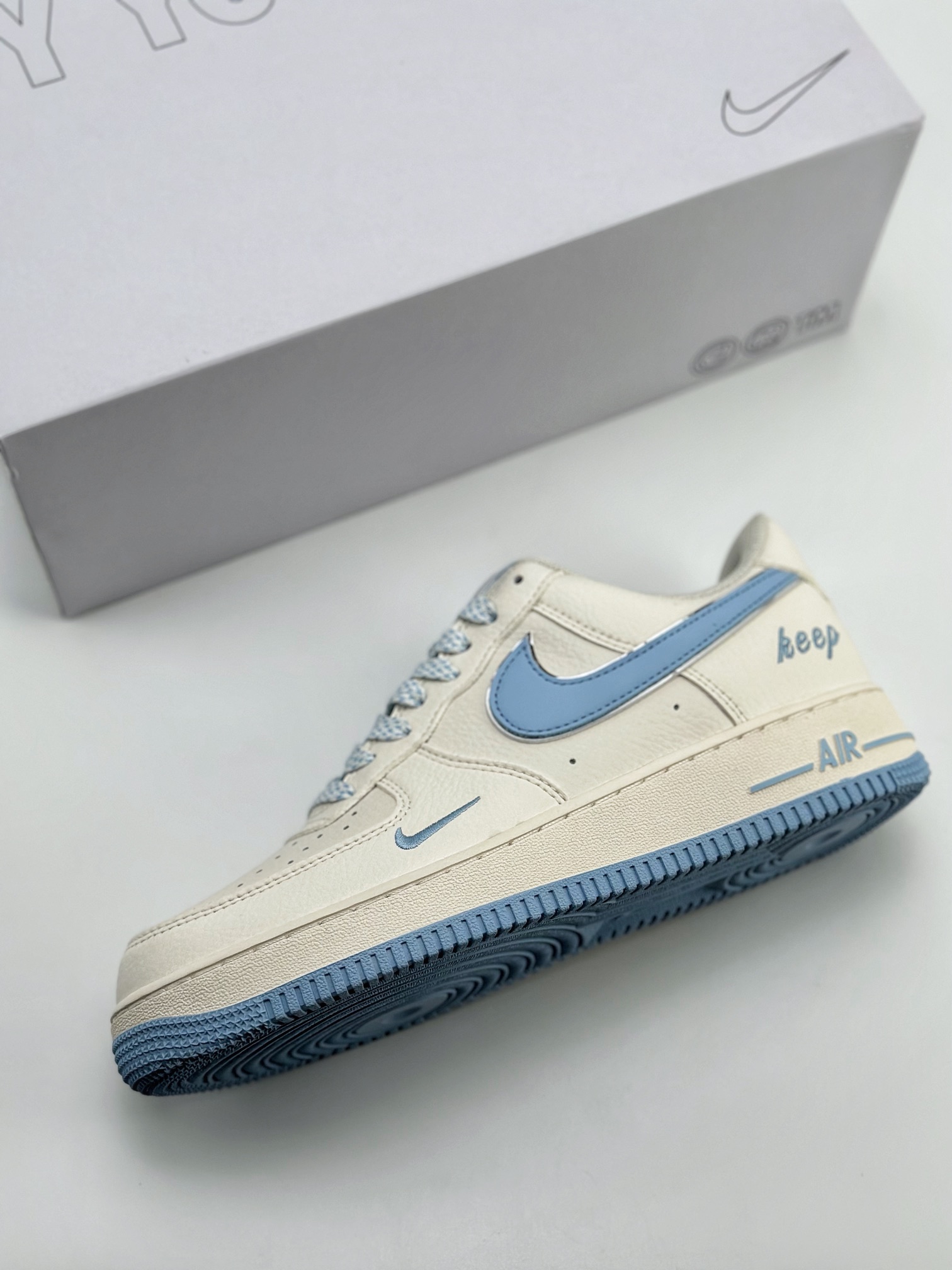 220 Nike Air Force 1 Low 07 字母白蓝