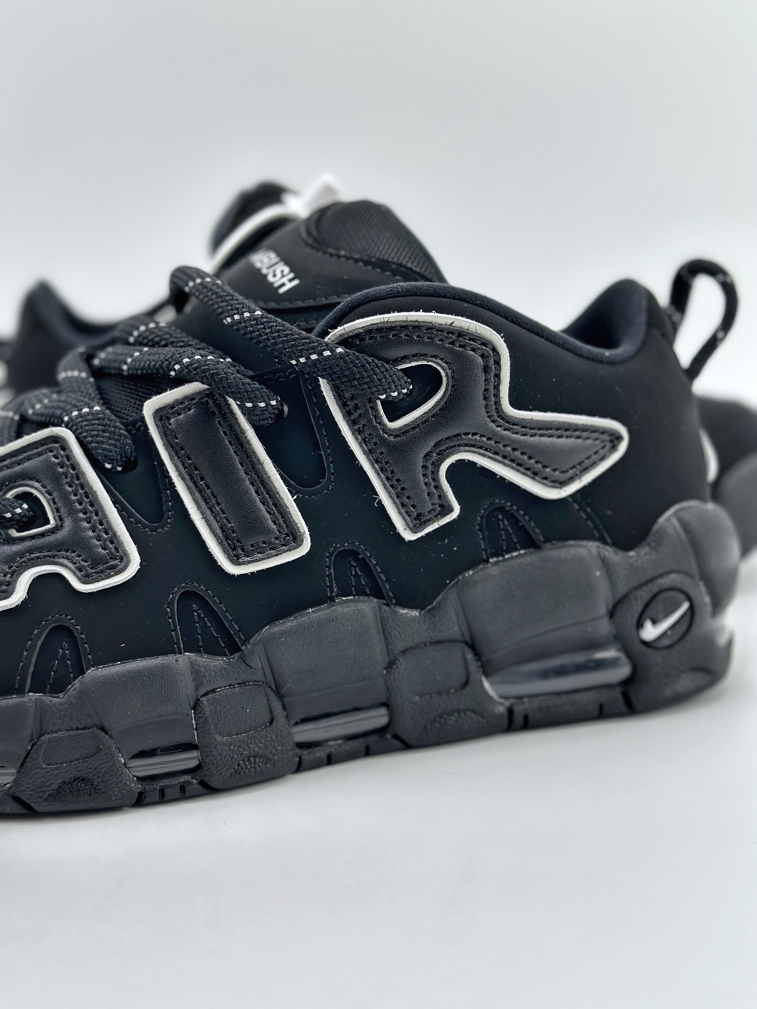 260 Air More Uptempo x AMBUSH 联名绑带黑白 FB1299-001