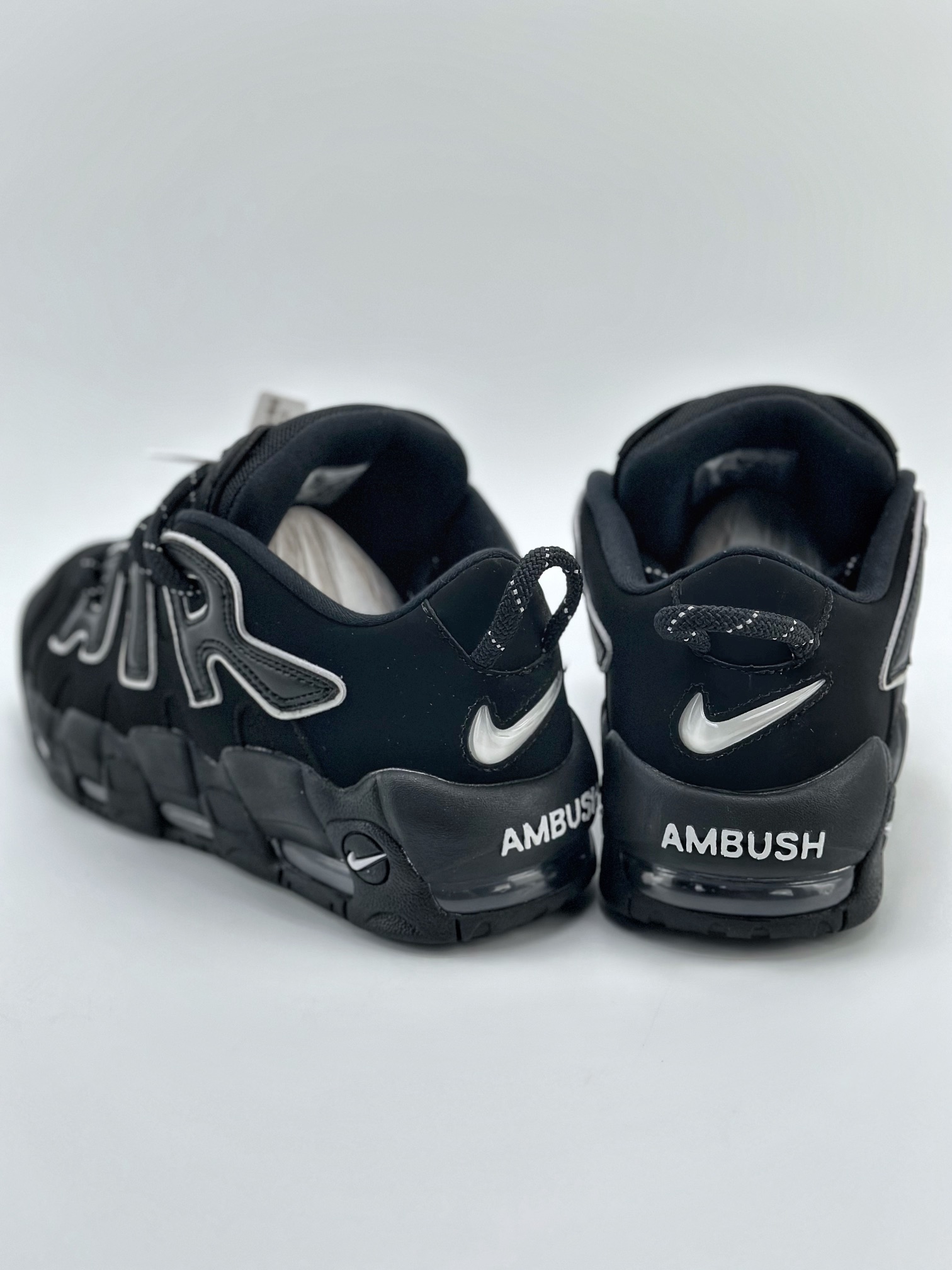 260 Air More Uptempo x AMBUSH 联名绑带黑白 FB1299-001