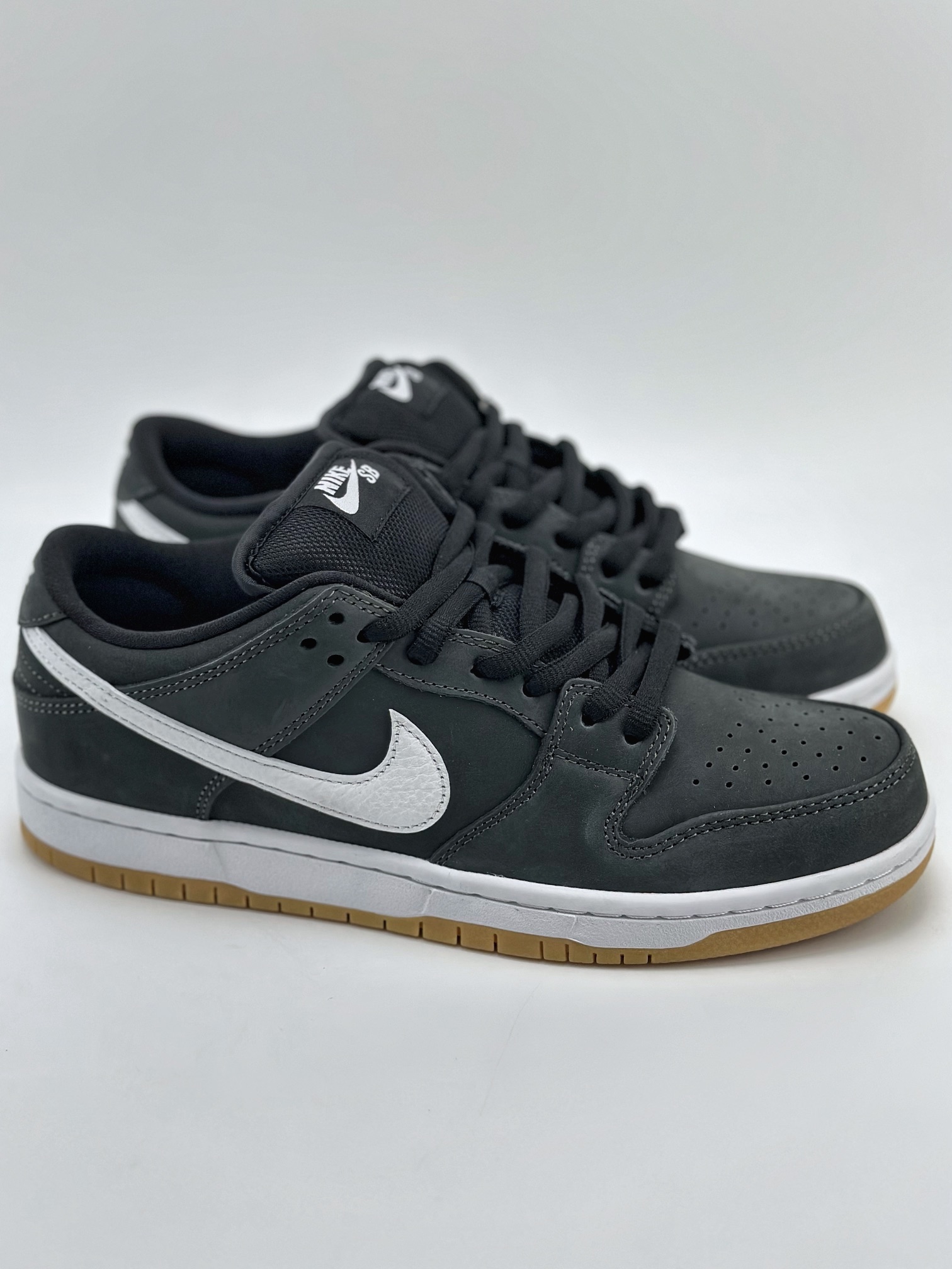 350 Nike SB Dunk Low Pro Zoom”Black Gum”黑白生胶 CD2563-006