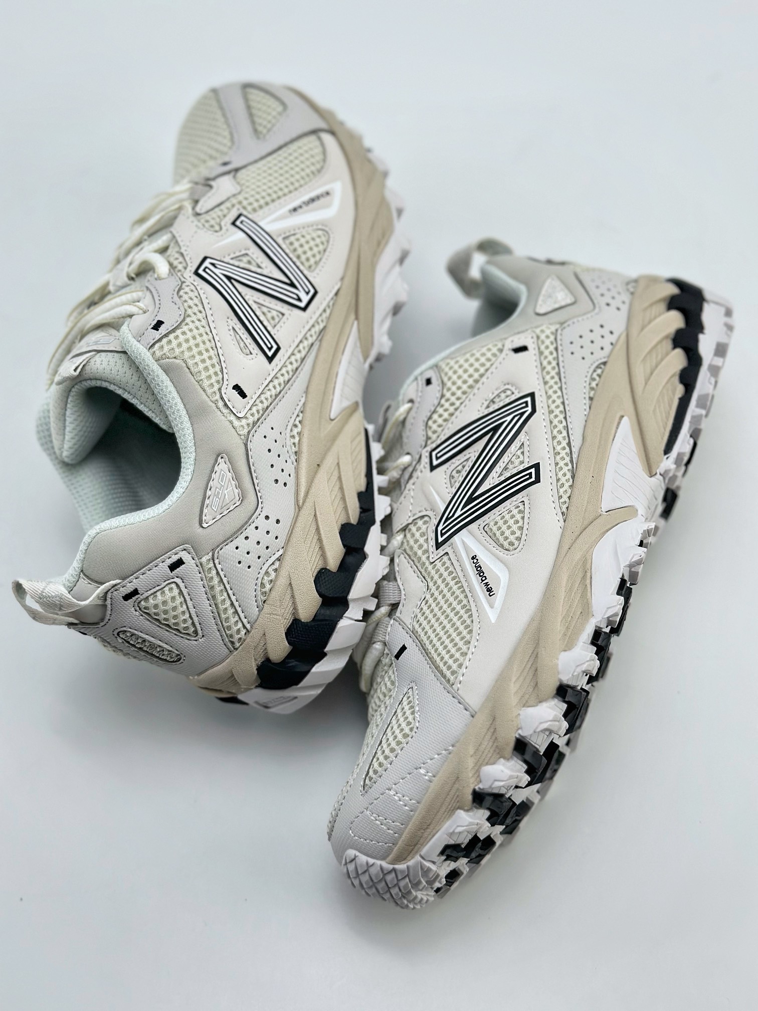 180 New Balance ML610 复古单品 新百伦系列复古休闲运动慢跑鞋 ML610TBA