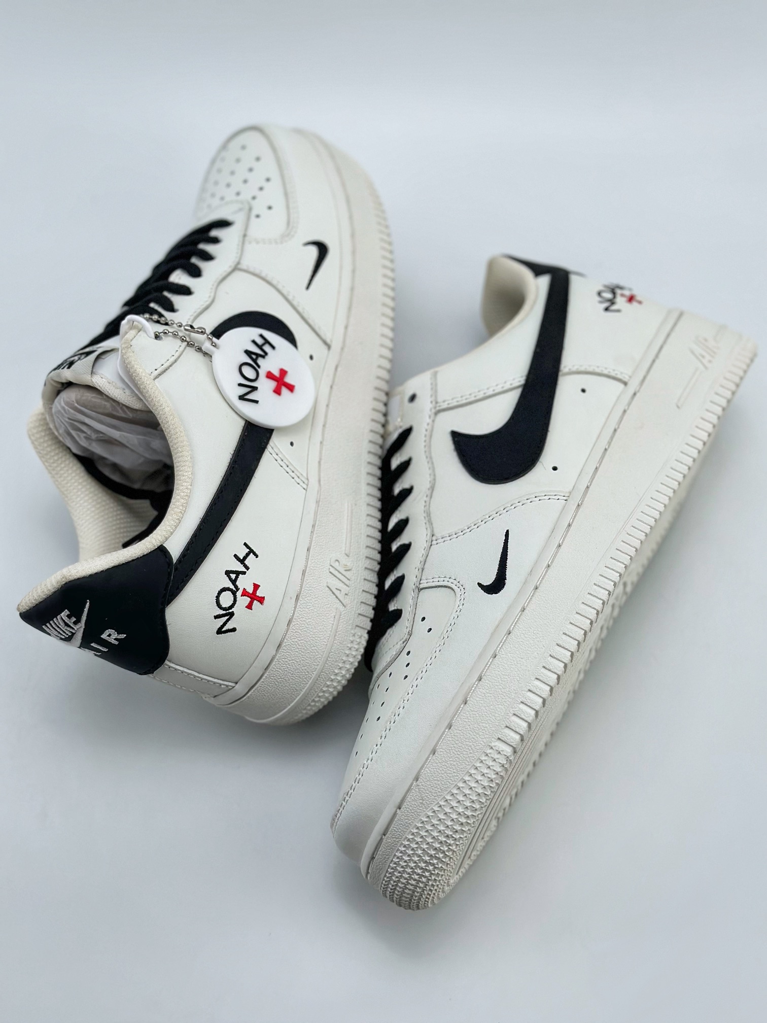 240 Nike Air Force 1 Low 07 x NOAH 联名白黑 NY2207 11