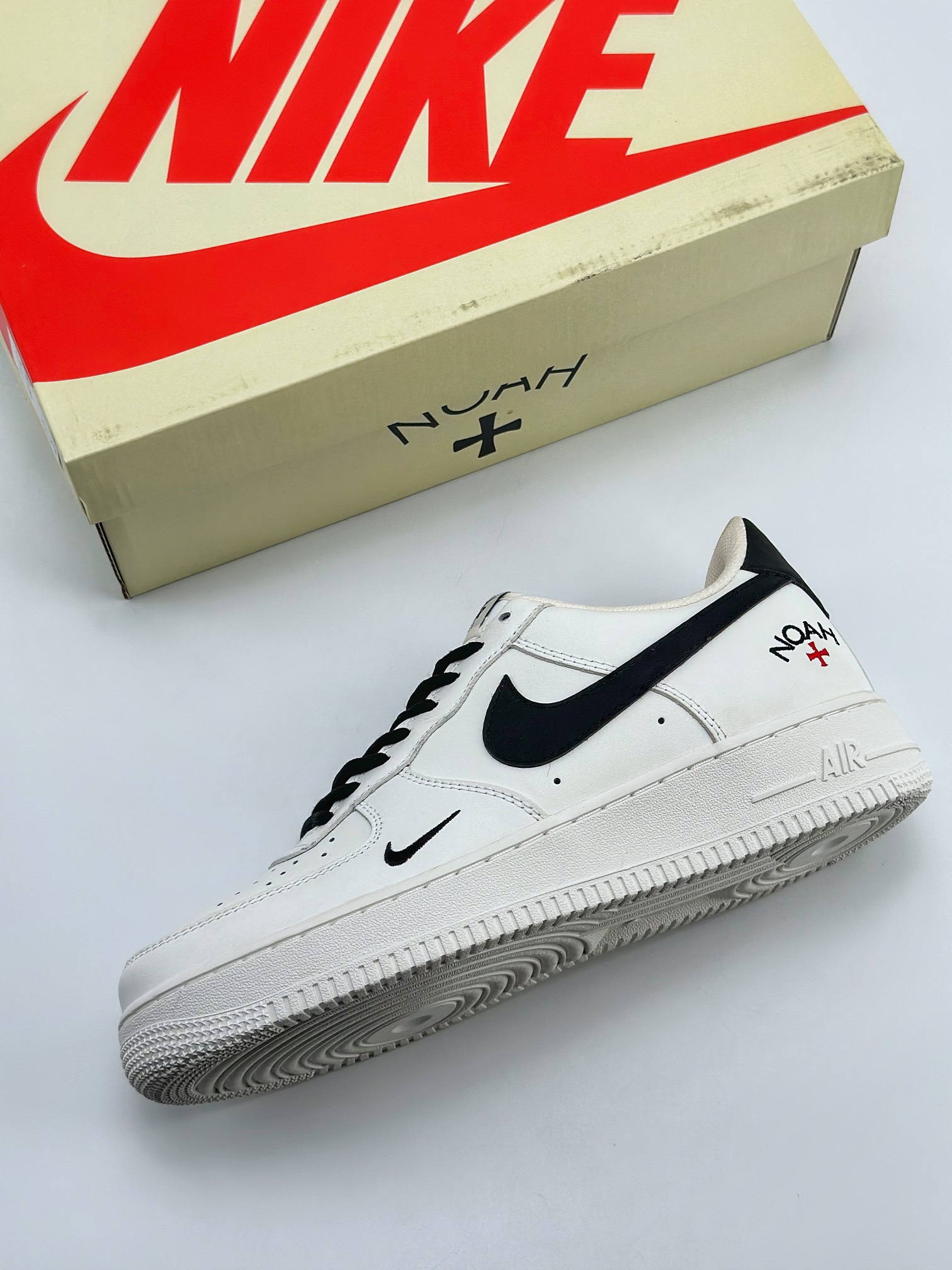 240 Nike Air Force 1 Low 07 x NOAH 联名白黑 NY2207 11