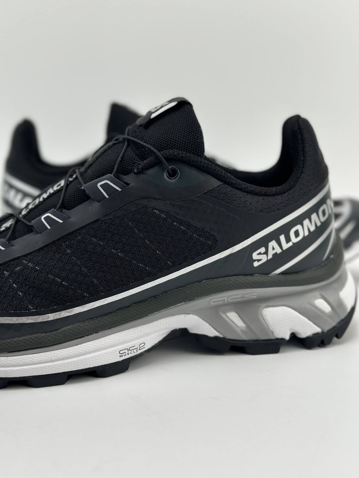 300 Salomon XT-6 "GTX" 萨洛蒙户外越野跑鞋 417426 24 V0