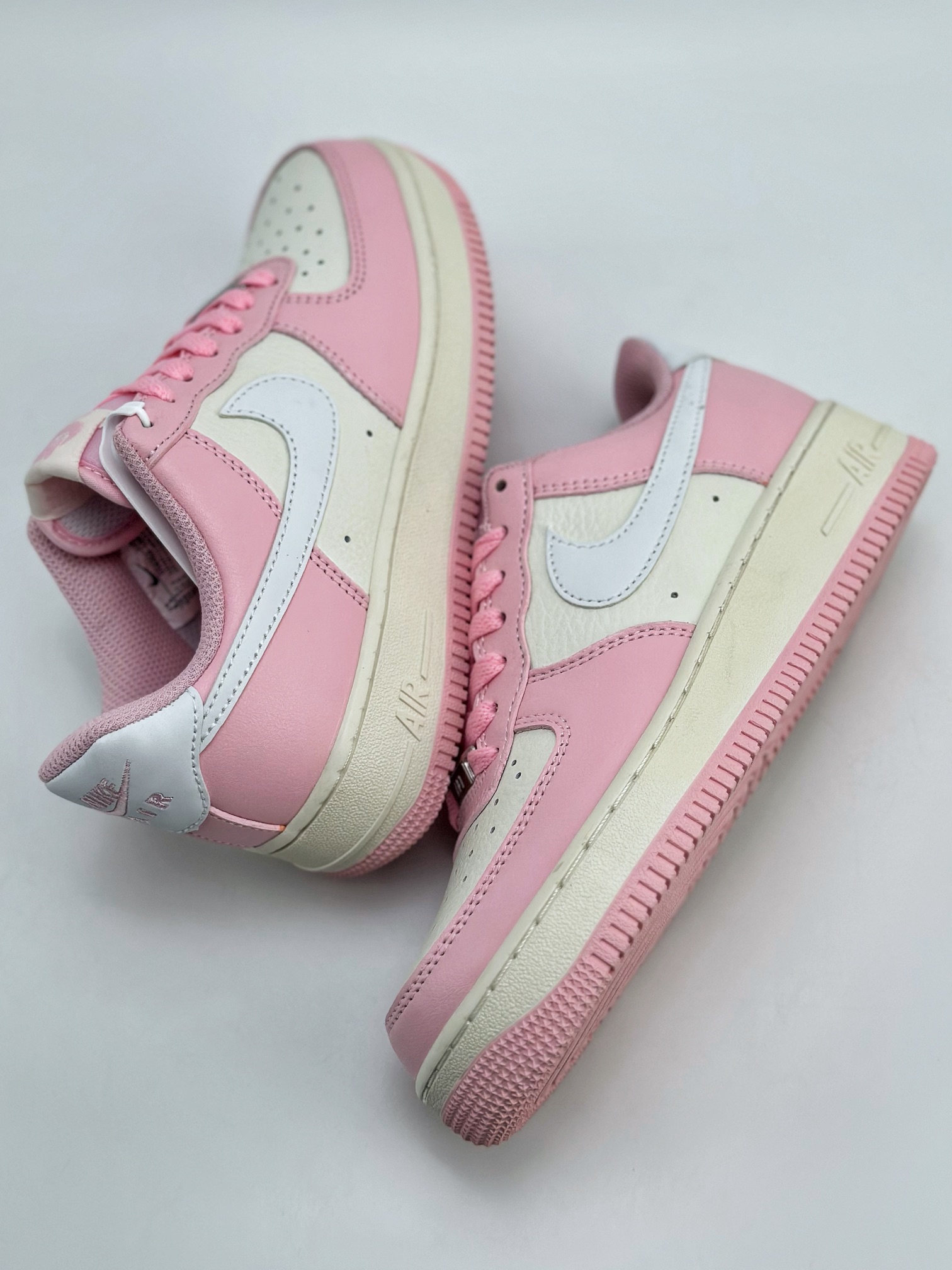 220 Nike Air Force 1 Low 07 白桃粉 DD8959-100