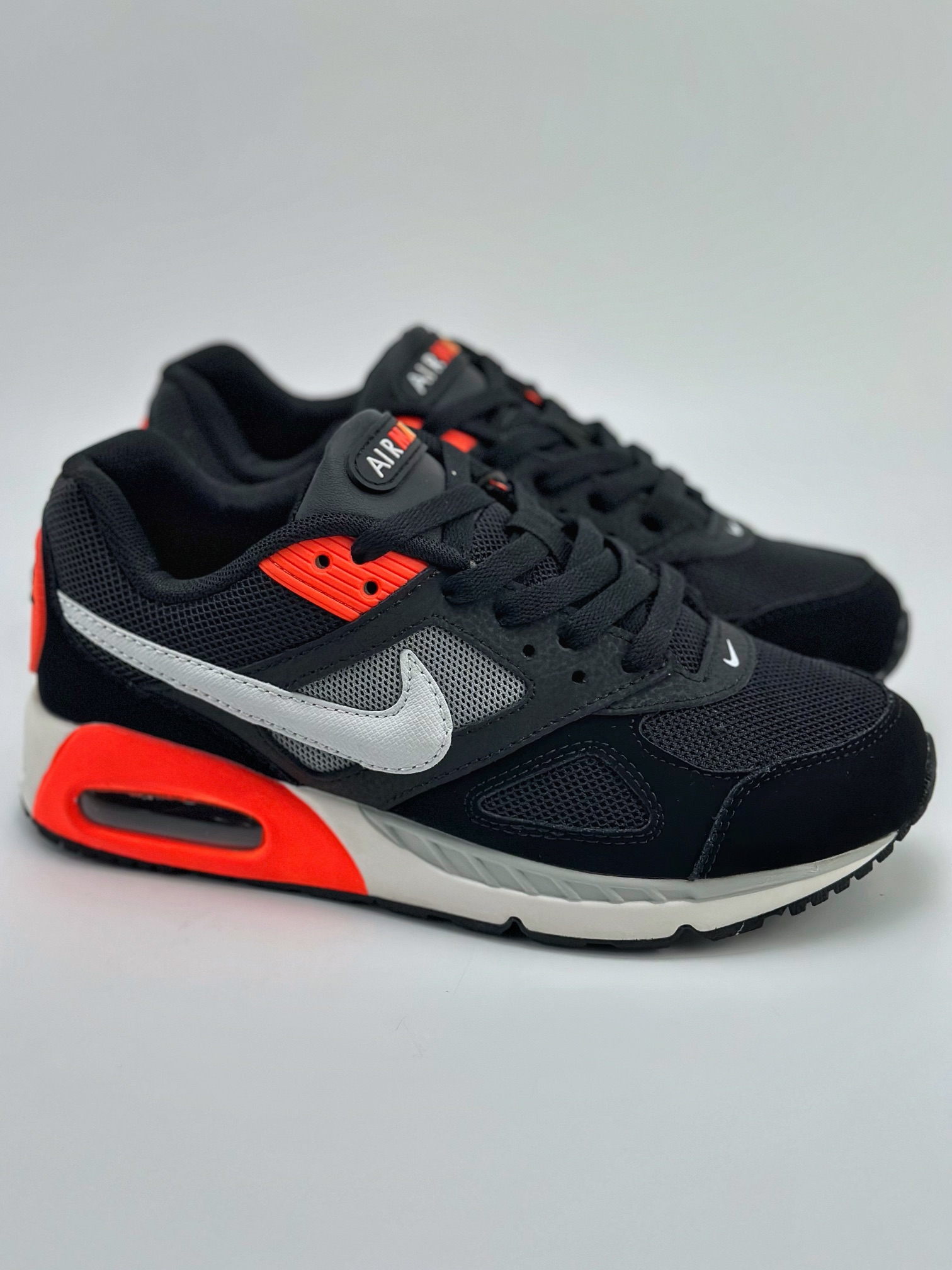 200 Nike Air Max IVO 男女气垫缓震耐磨透气跑步鞋 580818 0166C