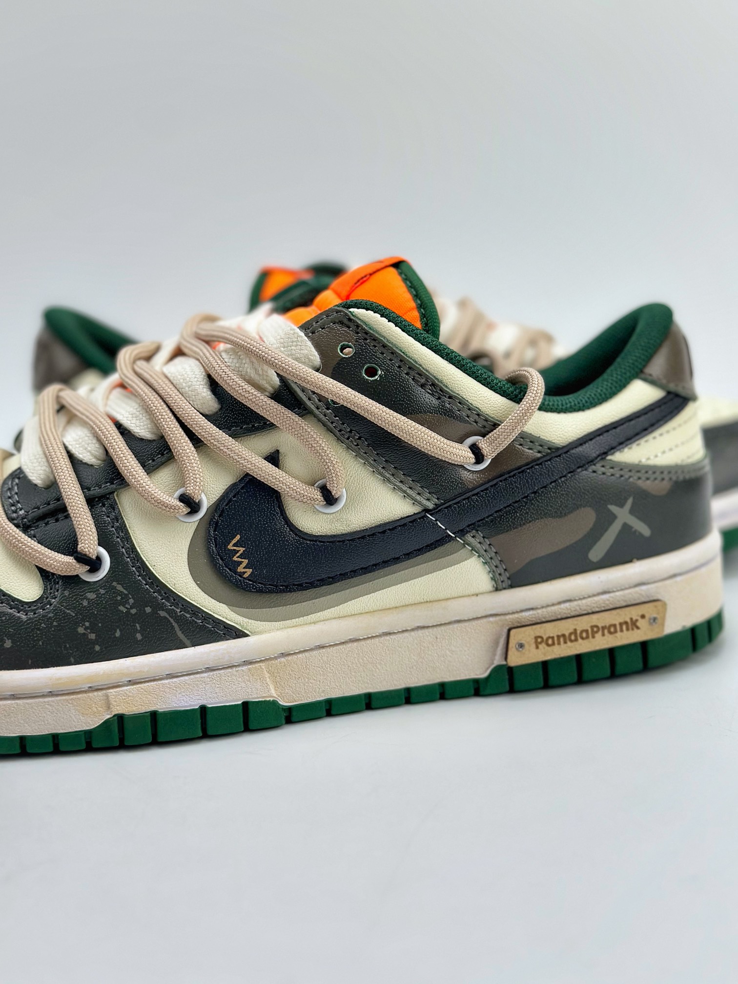 300 Nike SB Dunk Low 熊猫恶作剧 荒野矿石 DD1391-300