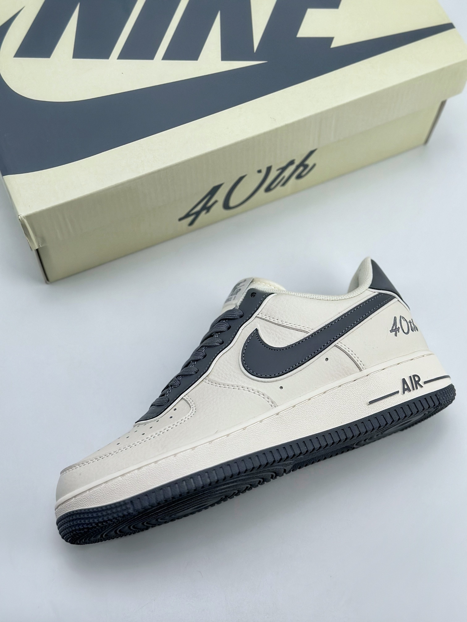 260 Nike Air Force 1 Low 07 40th 白灰 JF1983-562