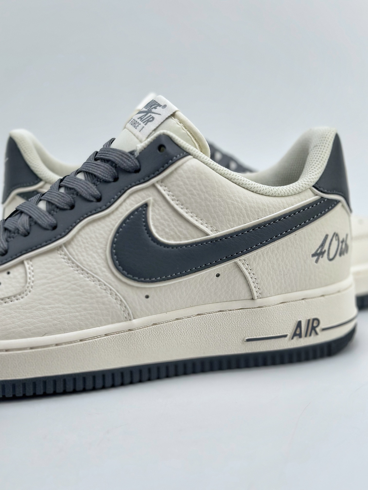 260 Nike Air Force 1 Low 07 40th 白灰 JF1983-562