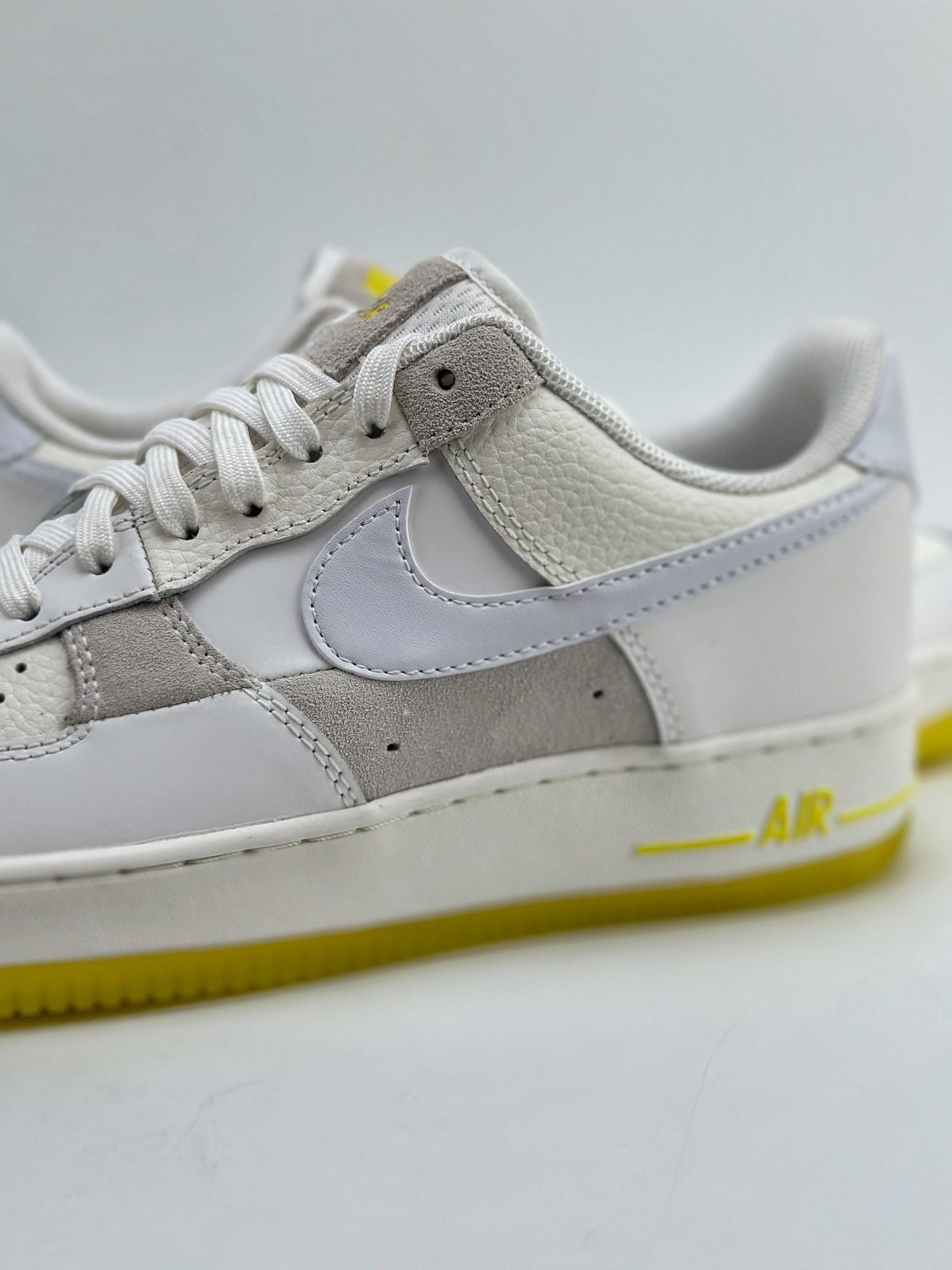 220 Nike Air Force 1 Low 07 白黄拼接 FQ0709-100