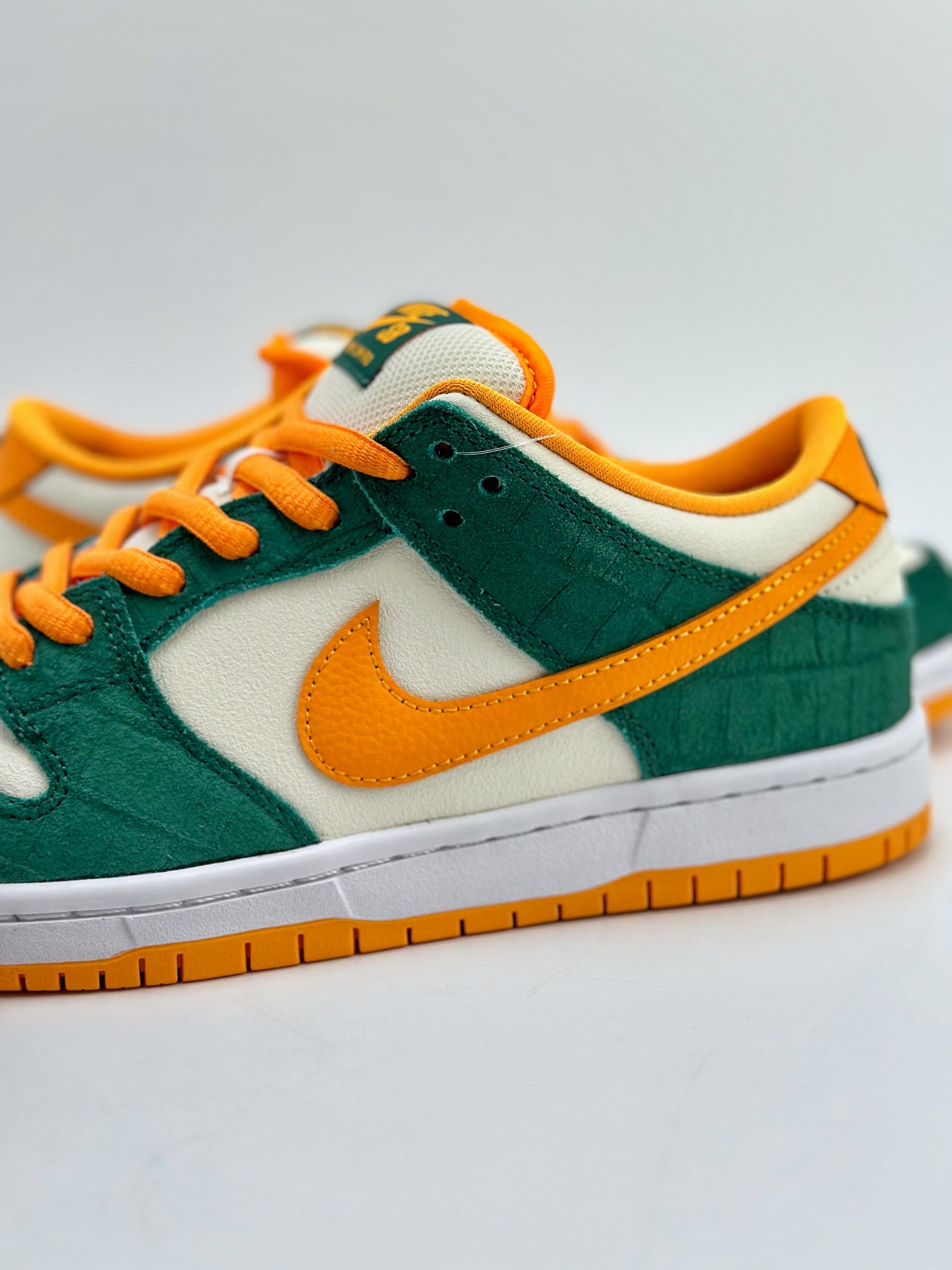 350 Nike SB Dunk Low Legion Pine 绿橘 304292-383