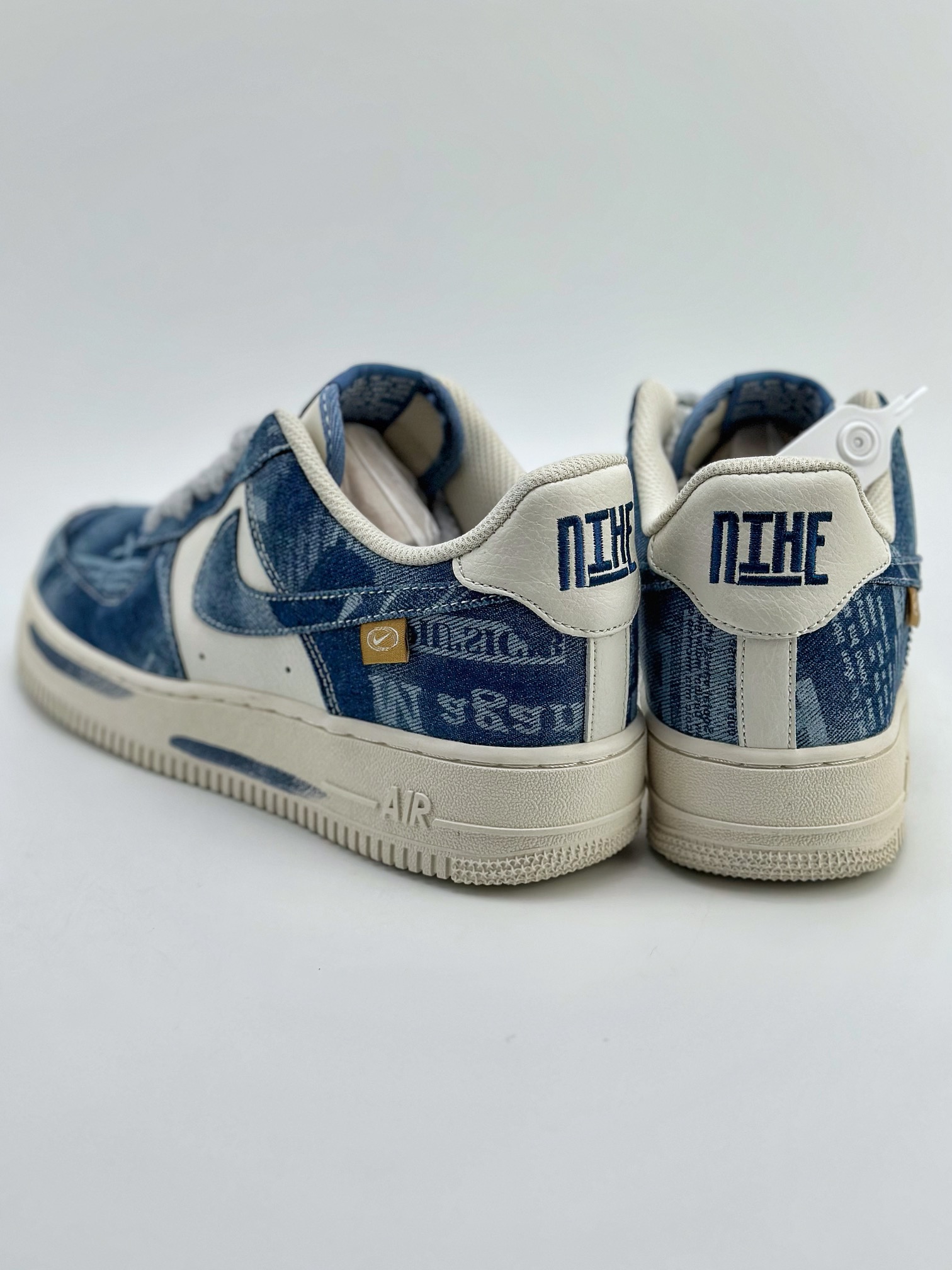 240 Nike Air Force 1 Low 07 白深蓝牛仔补丁 FB0607-088