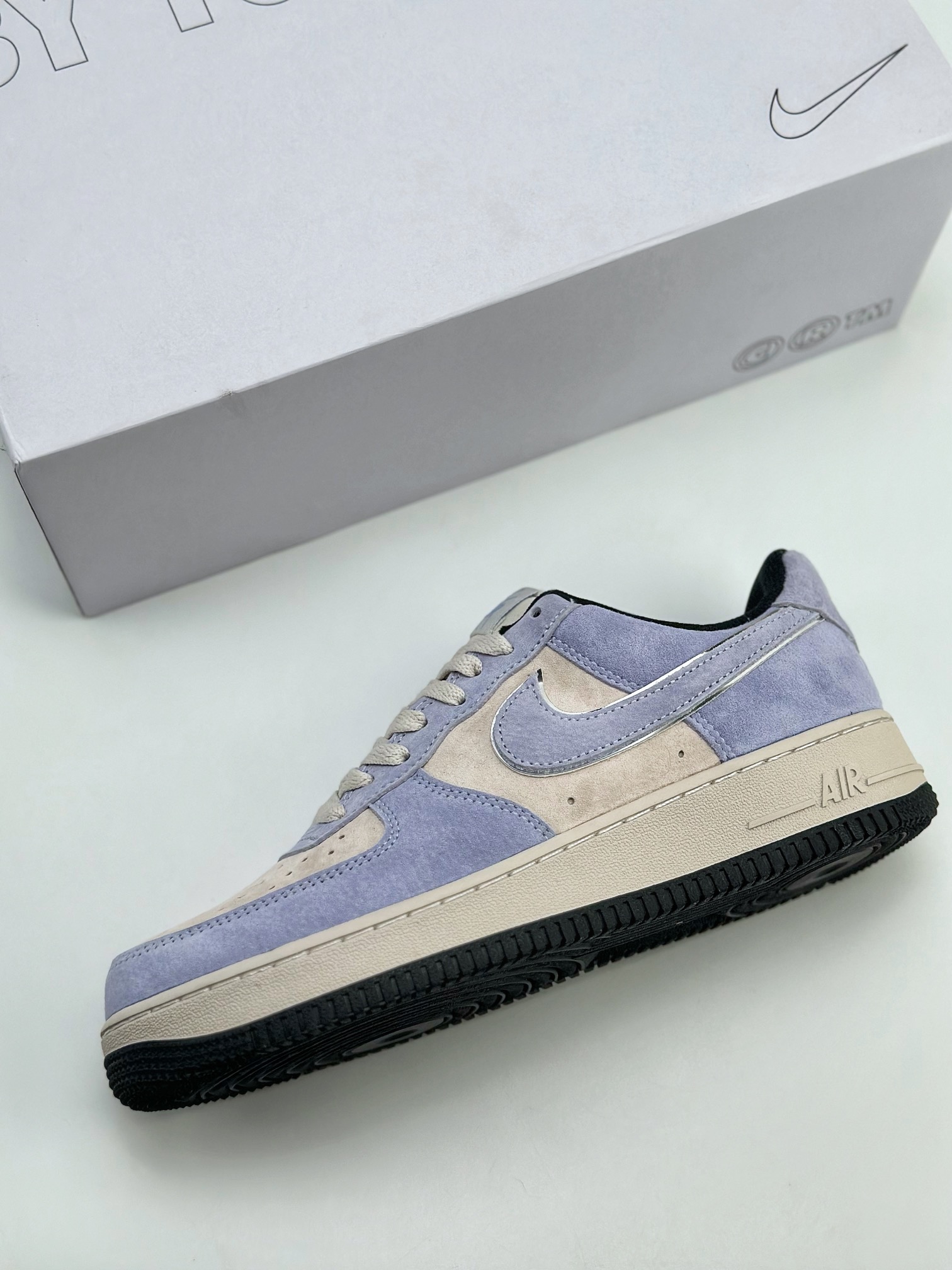 240 Nike Air Force 1 Low 07 翻毛灰紫