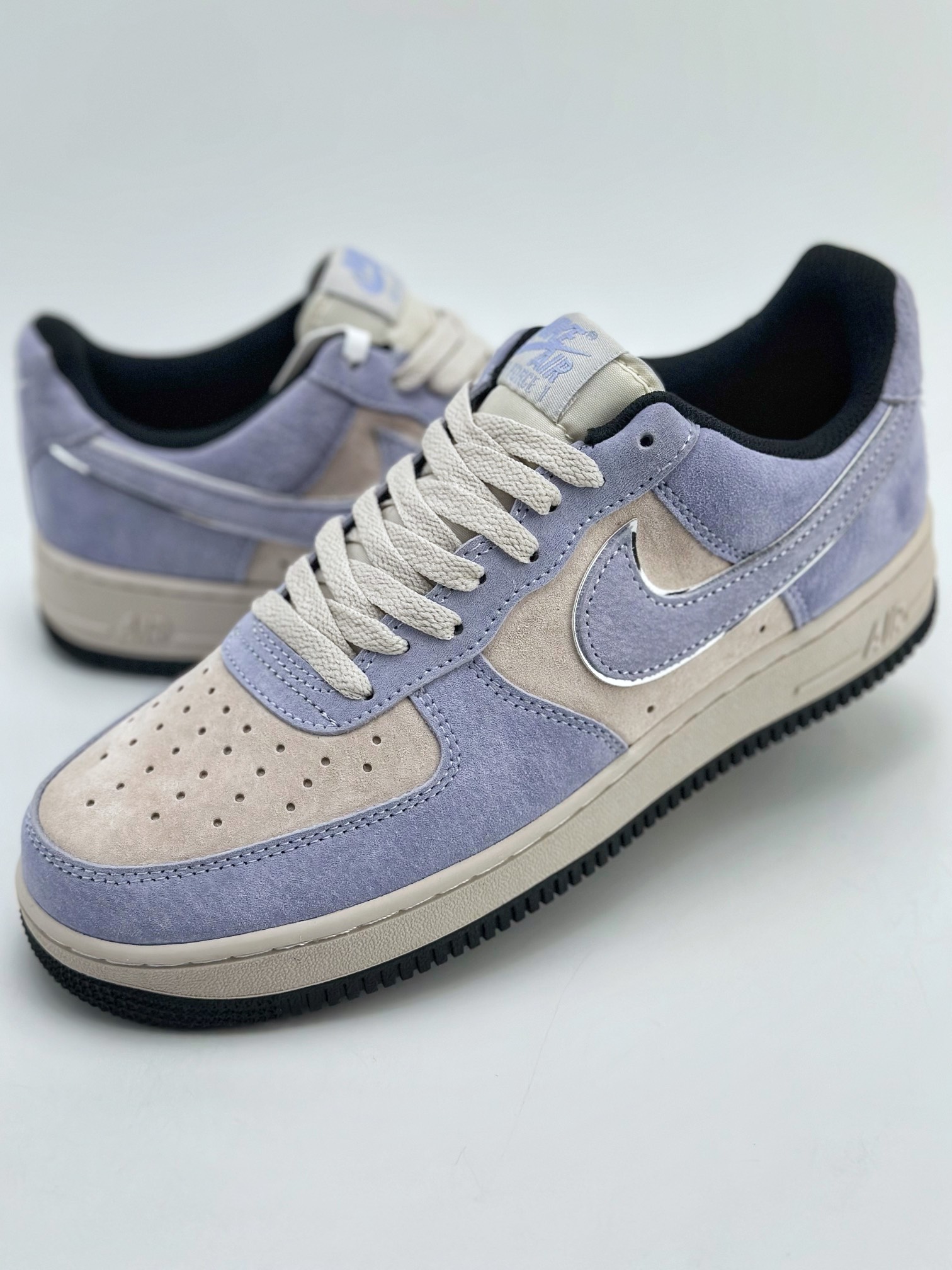 240 Nike Air Force 1 Low 07 翻毛灰紫