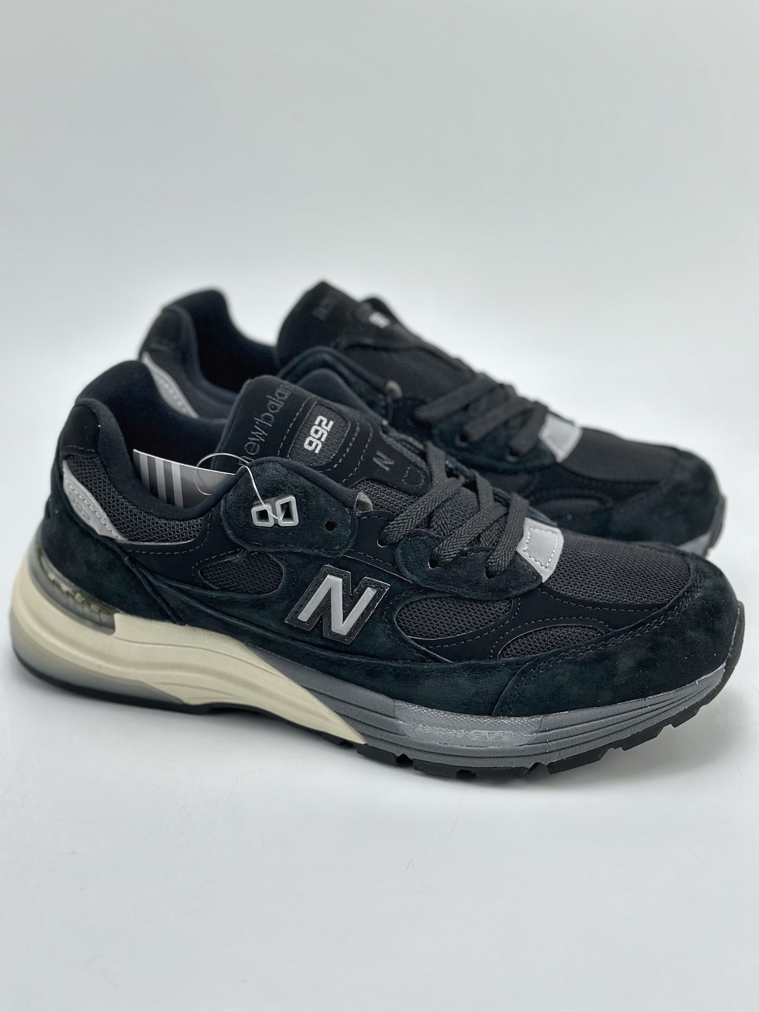 220 New Balance 992 复古风格 M992BLJ