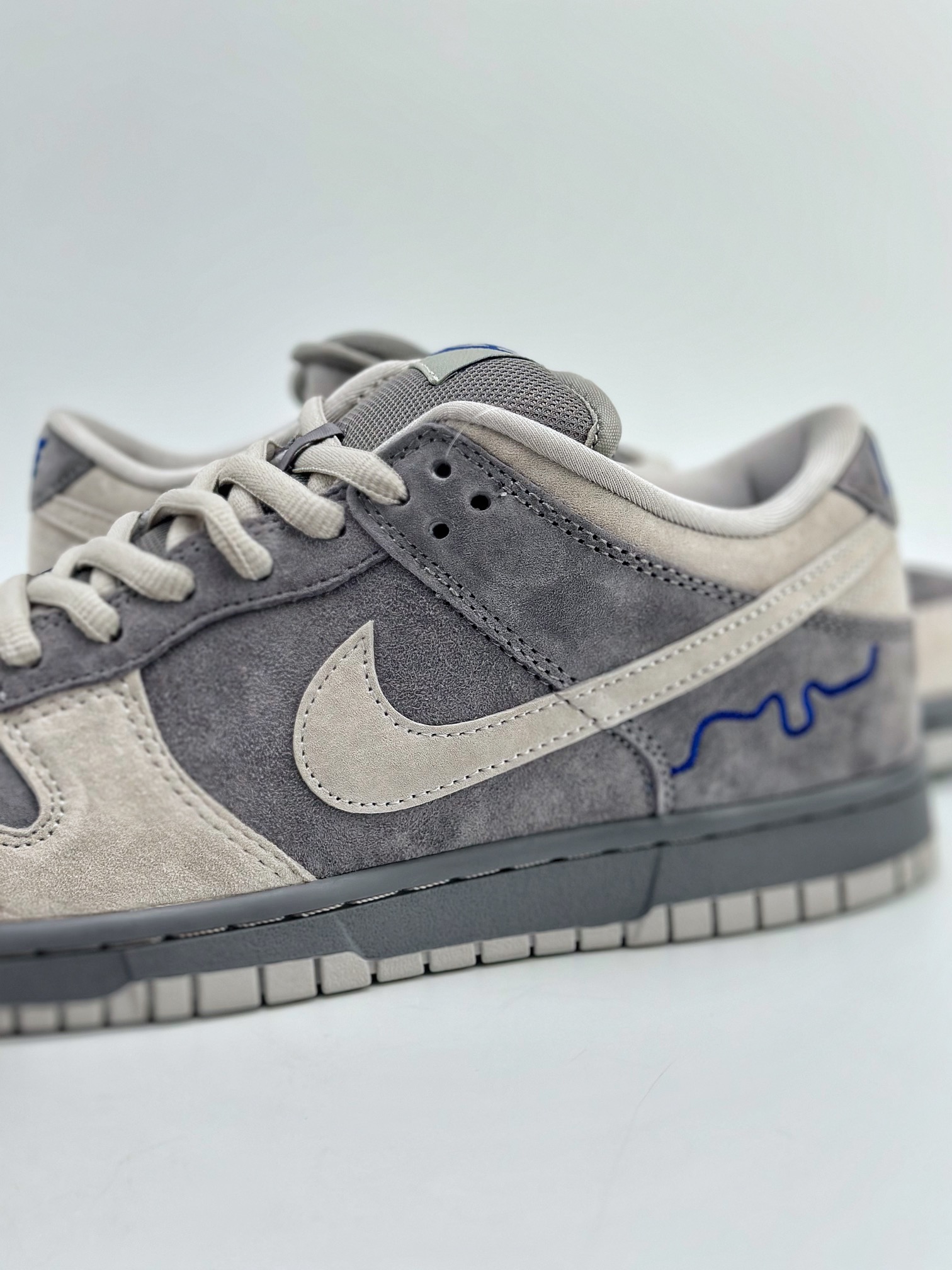 350 Nike SB Dunk Low Pro London 灰 308269-111