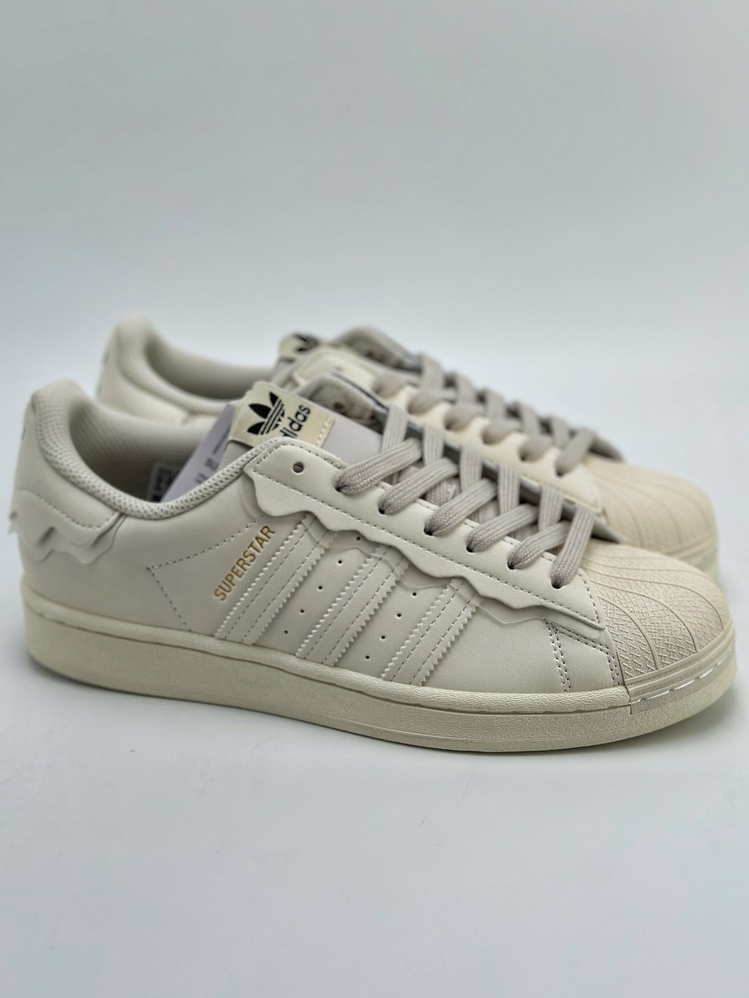 150 Adidas   Originals Superstar 贝壳头 白色奶油  GW4441