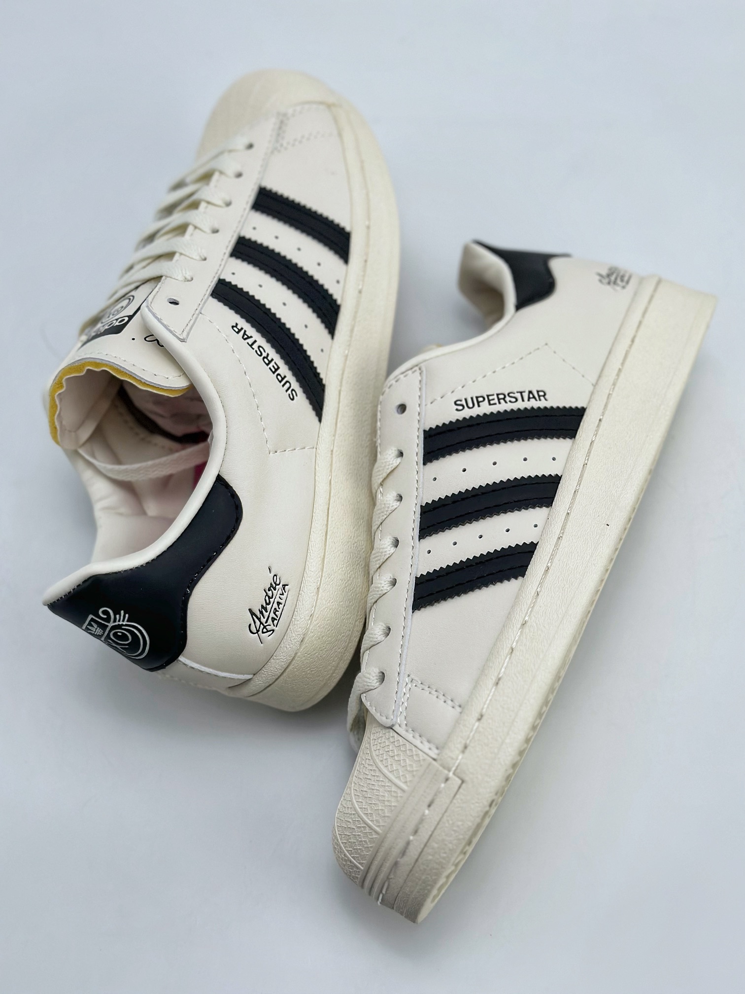 150 Adidas   Originals Superstar x André Saraiva 贝壳头  GZ2203