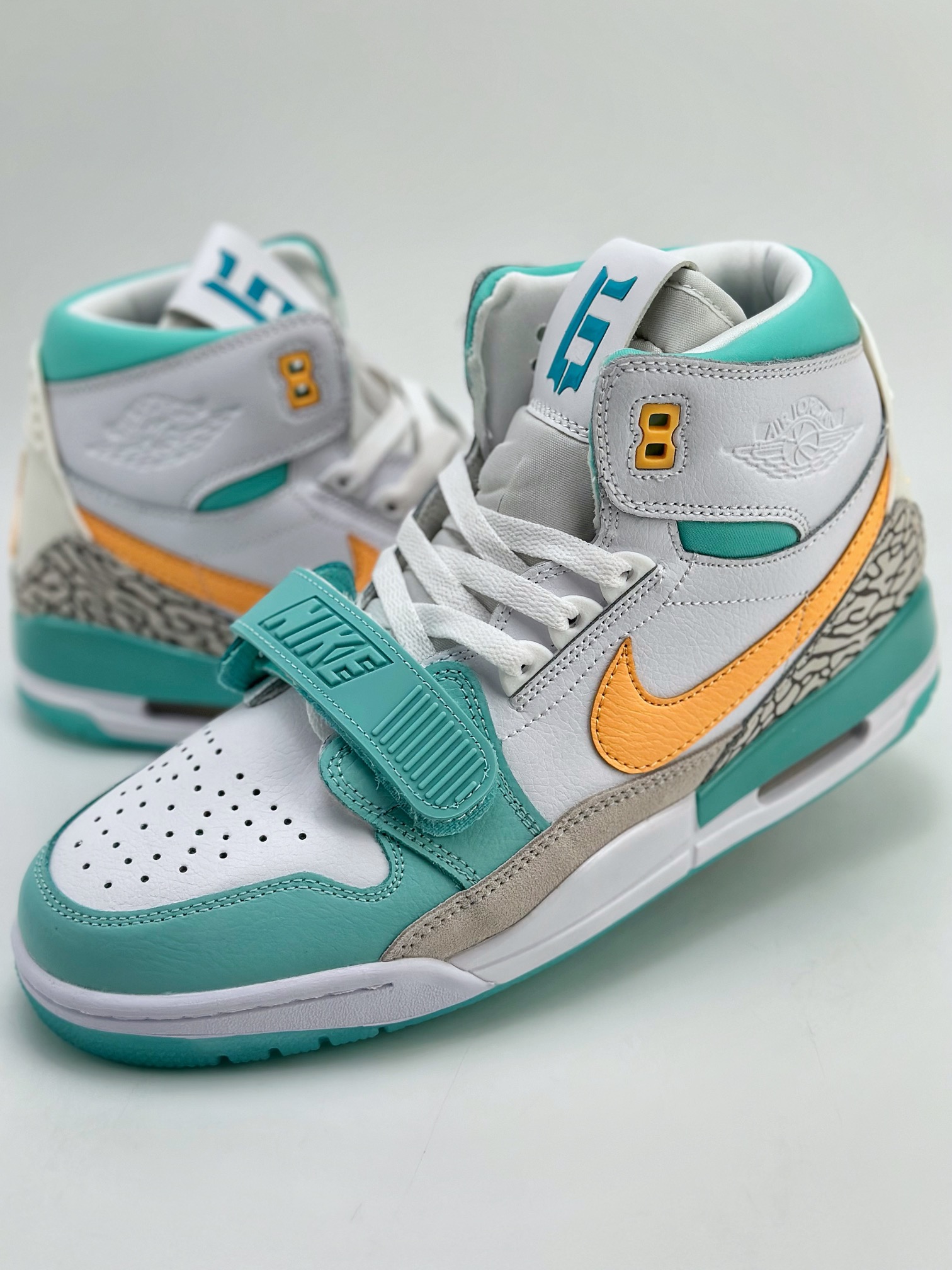 210 Air Jordan Legacy 312 High 薄荷绿黄 FV3625-181