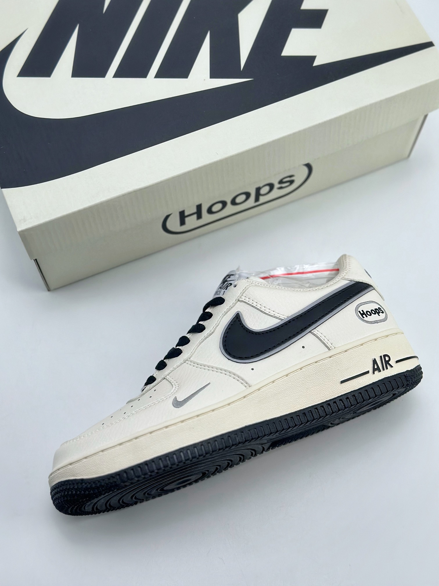 240 Nike Air Force 1 Low 07 x Hoops 白黑 HP2369-002