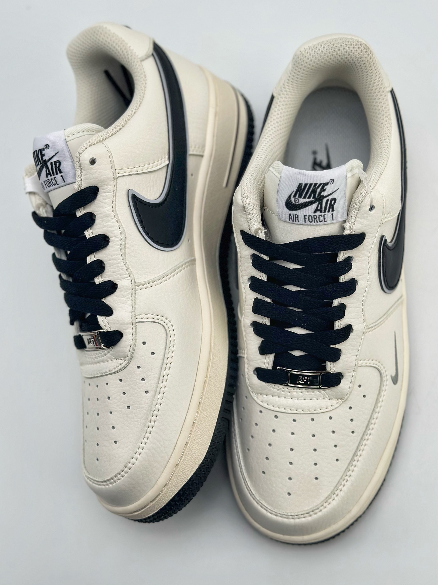 240 Nike Air Force 1 Low 07 x Hoops 白黑 HP2369-002