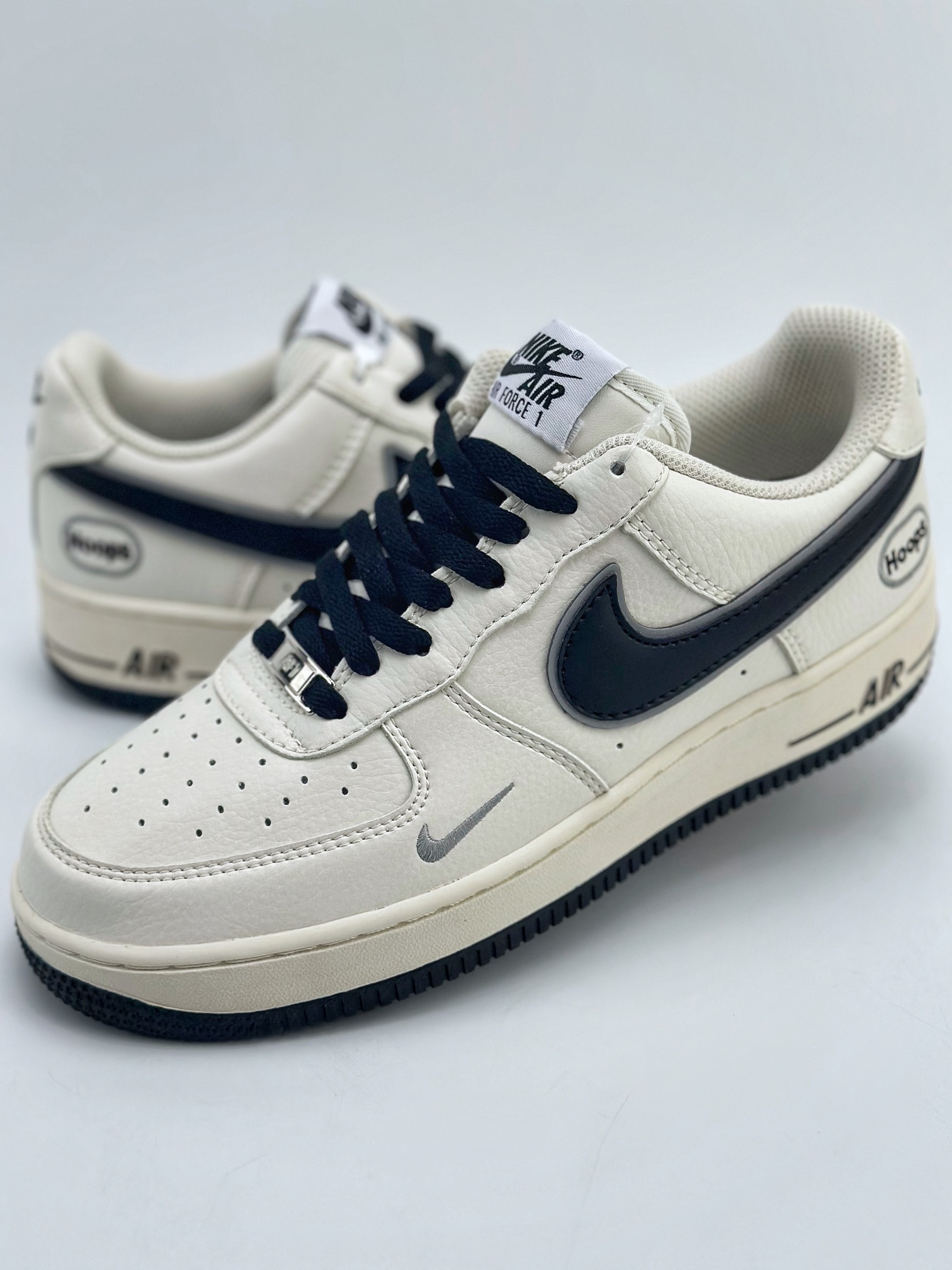 240 Nike Air Force 1 Low 07 x Hoops 白黑 HP2369-002