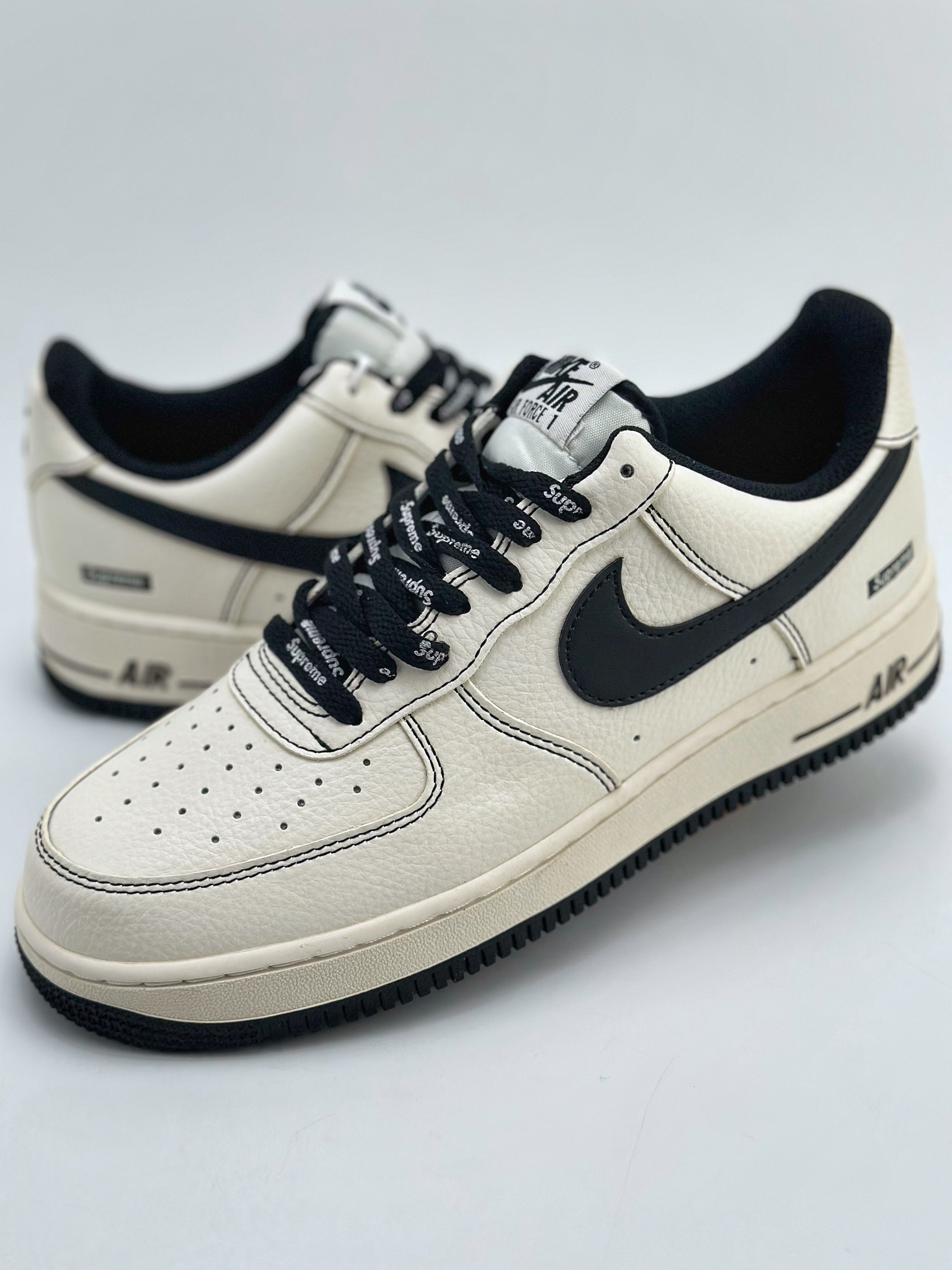 220 Nike Air Force 1 Low 07 x Suoreme 联名米白黑