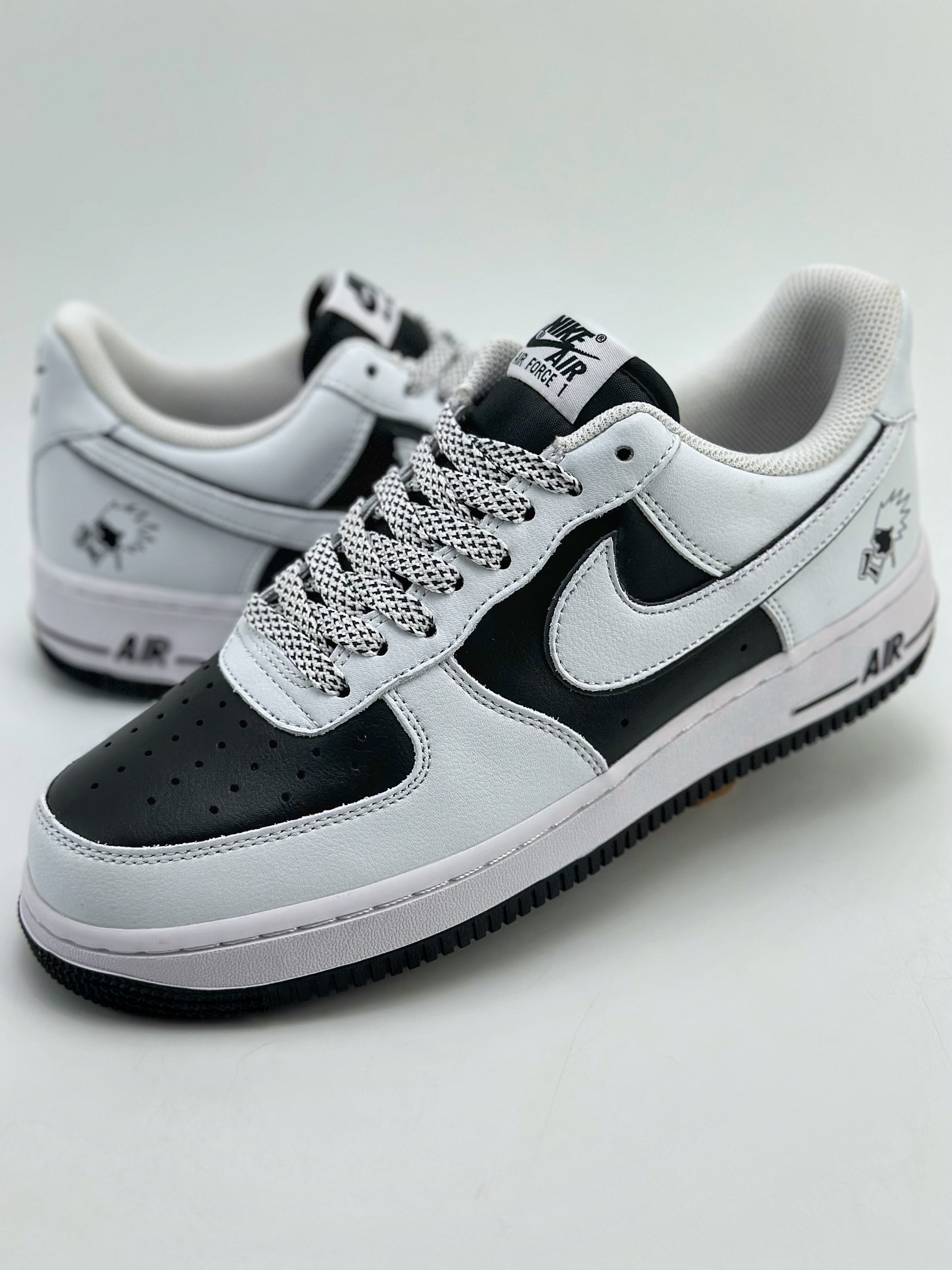 200 Nike Air Force 1 Low 07 喜茶闪电联名 黑白 KO8969-756