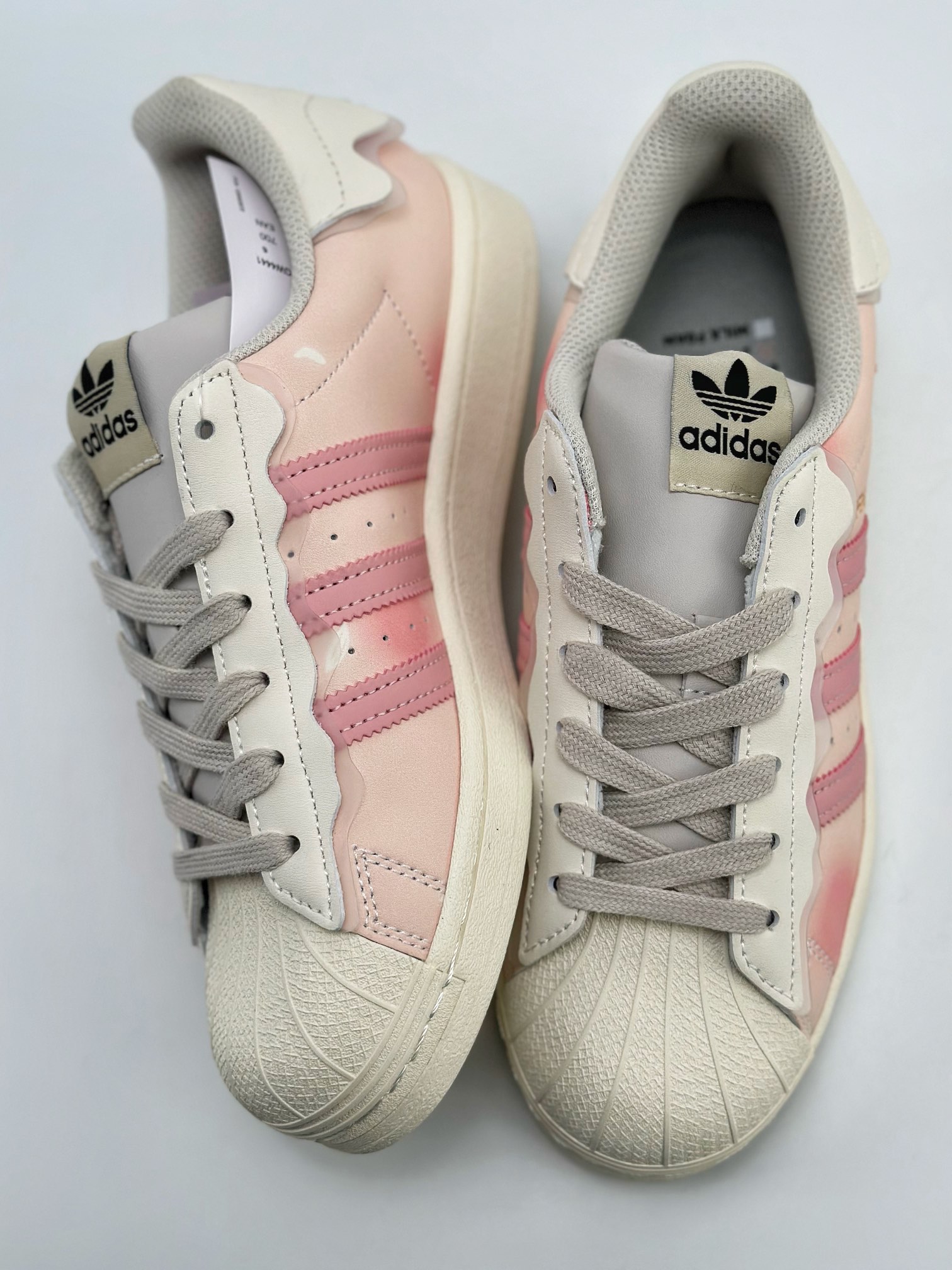 150 Adidas   Originals Superstar 贝壳头 粉白 采 GW4441