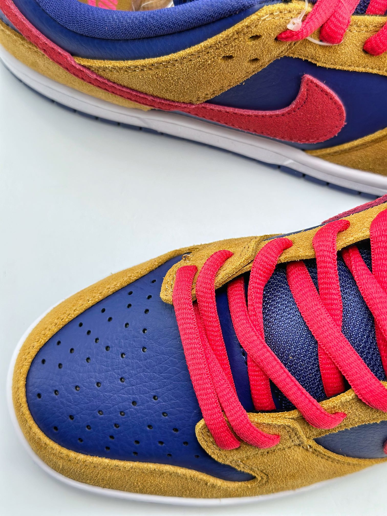 210 NIKE SB Dunk Low “Papa Bear” 棕红蓝 小熊爸爸BQ6817-700