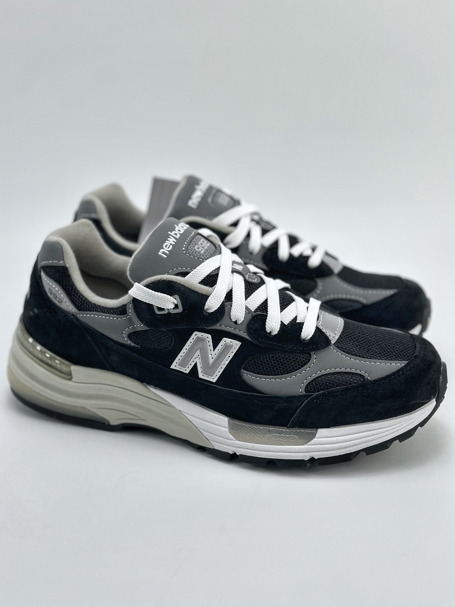 280 New Balance 992 元祖灰 M992EB