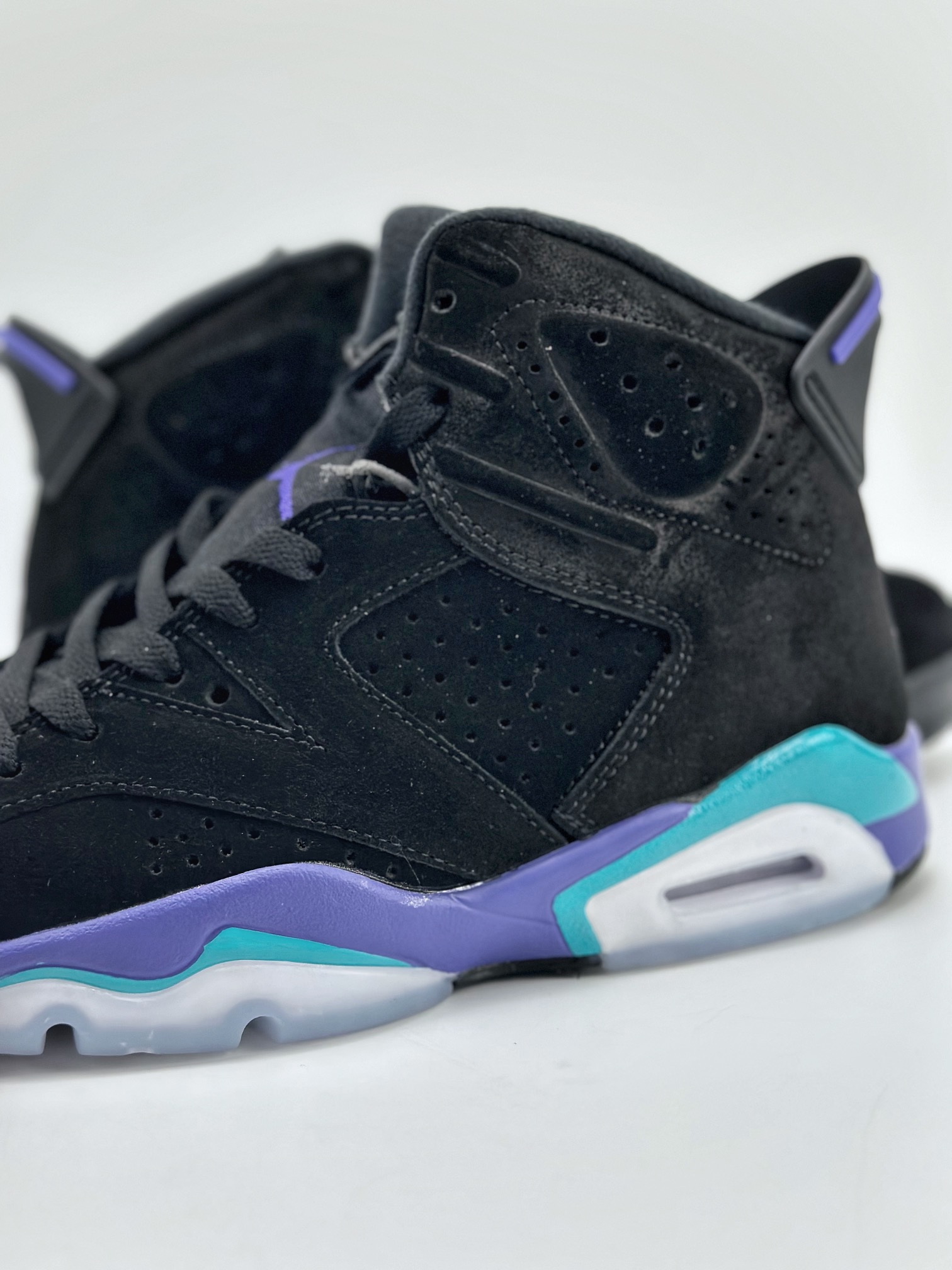 280 Air Jordan 6 Retro   CT8259-004