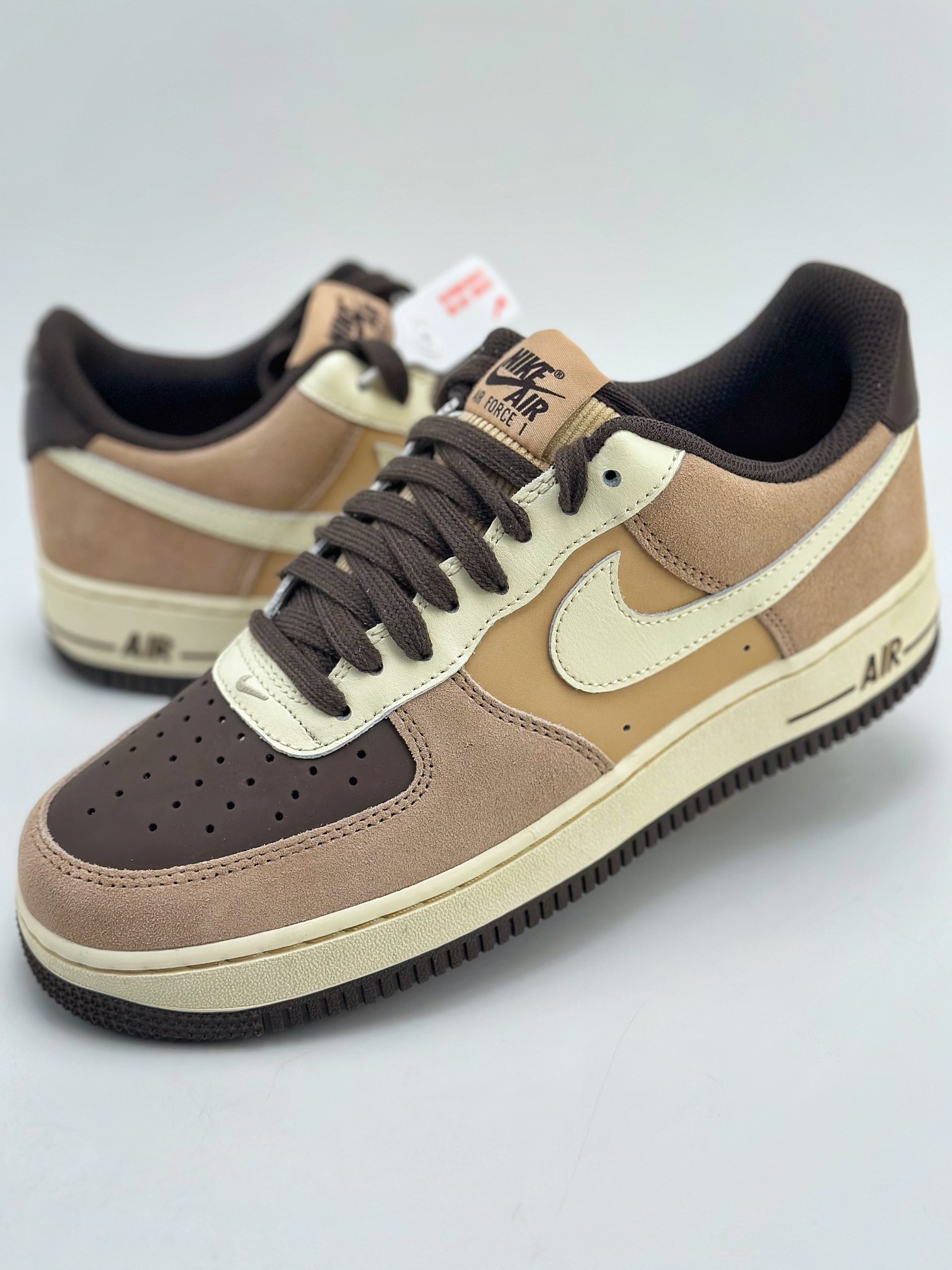 200 Nike Air Force 1 Low 07 拼接黄棕翻毛 FB8878-200