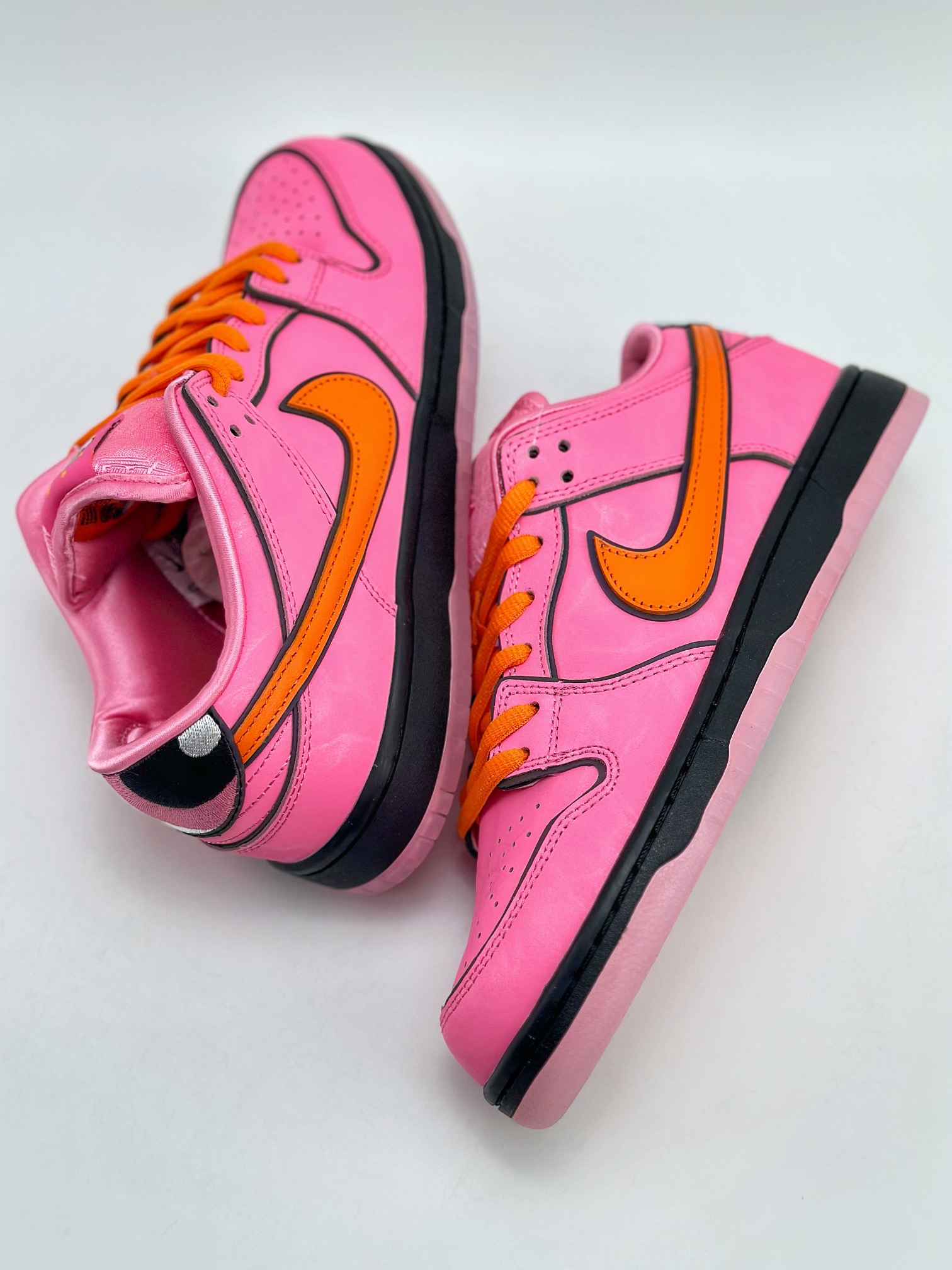 380 Nike SB Dunk Low 飞天小女警 FD2631-600