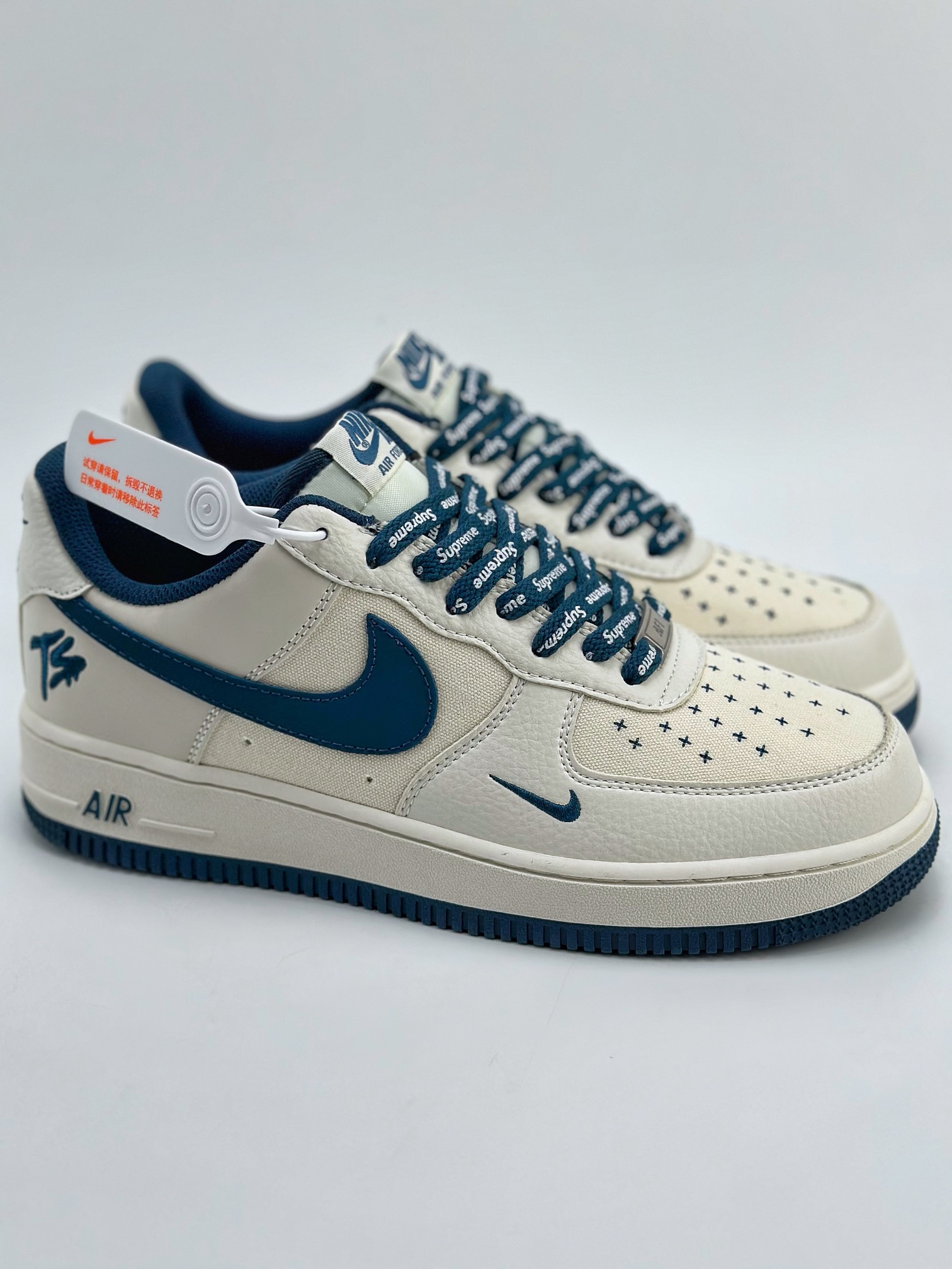 240 Nike Air Force 1 Low 07 TS x Supreme 三方联名白藏青 PF9055-756