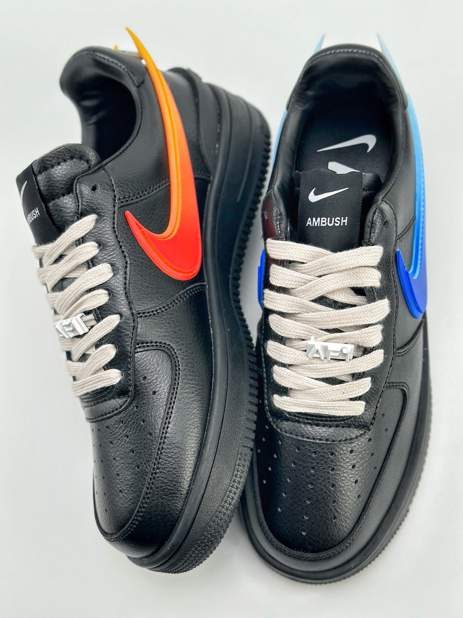 200 Nike Air Force 1 Low 07 x AMBUSH 鸳鸯红蓝勾 DV3464-001