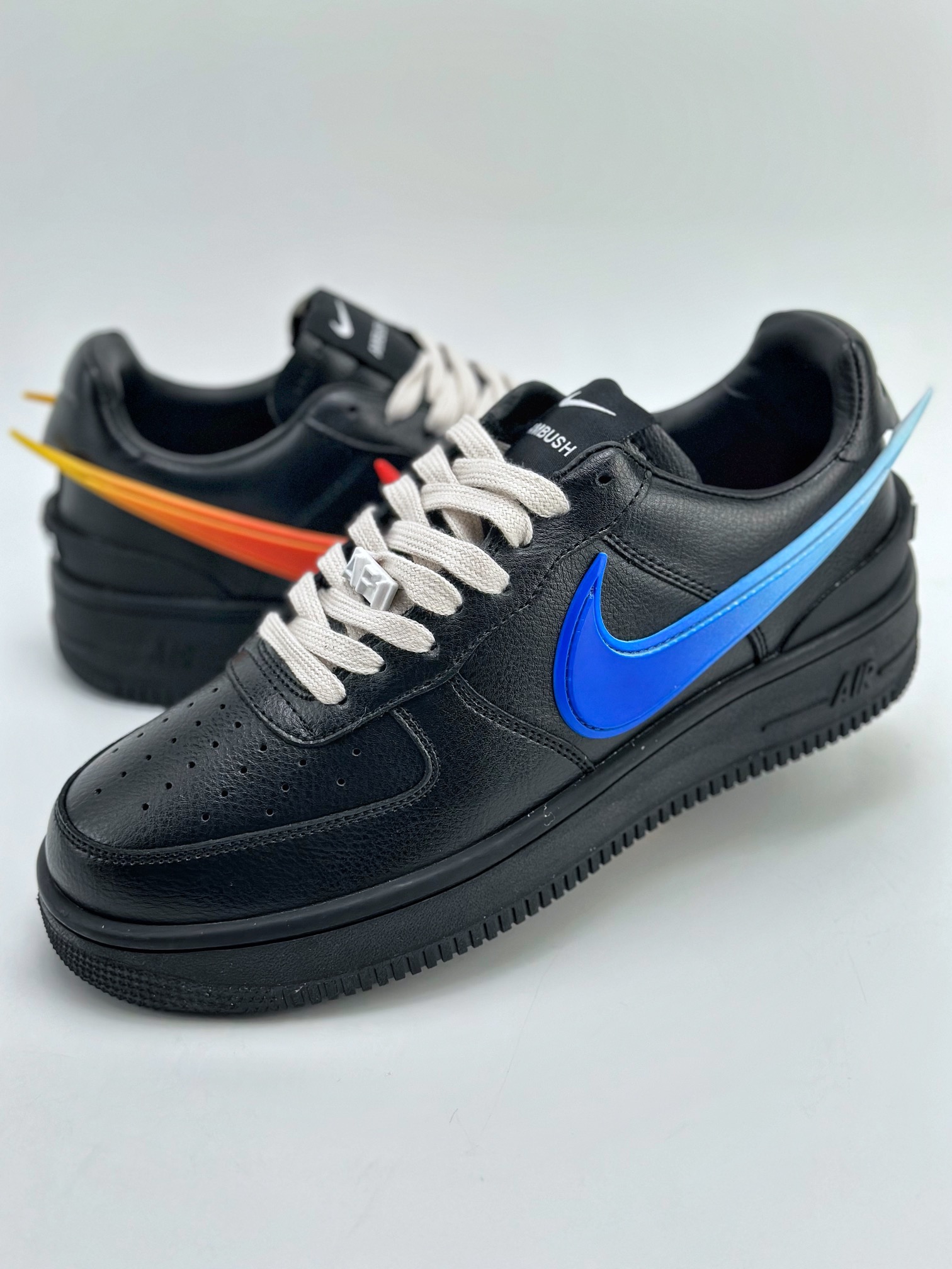 200 Nike Air Force 1 Low 07 x AMBUSH 鸳鸯红蓝勾 DV3464-001