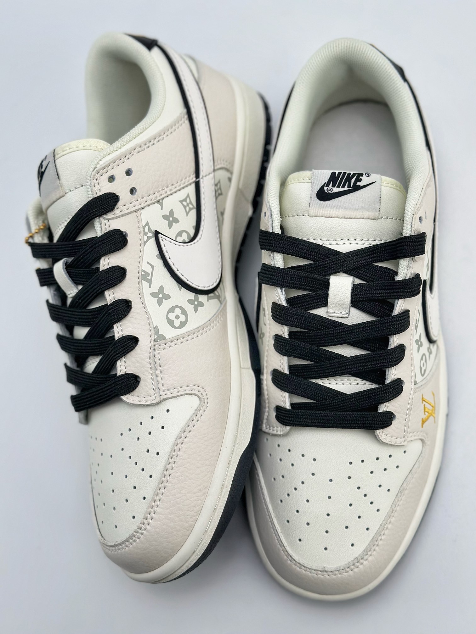 280 Nike SB Dunk Low x Louis Vuitton 黑金 FC1688-126